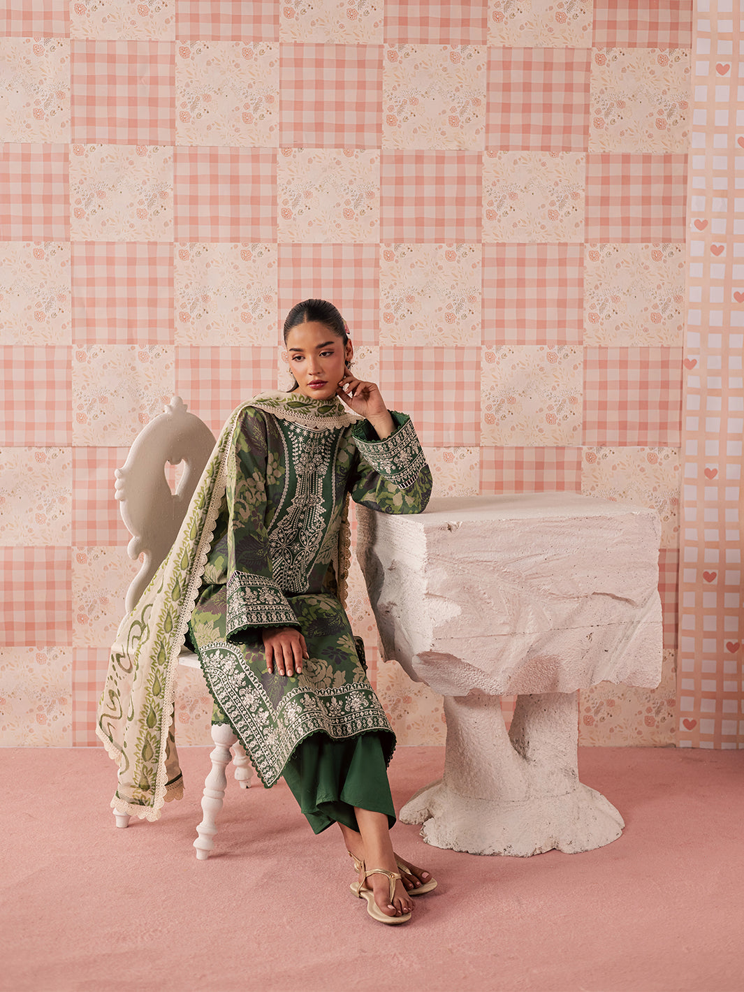 Mahnur | Jahaan Lawn 26 | MJ-06, image 5