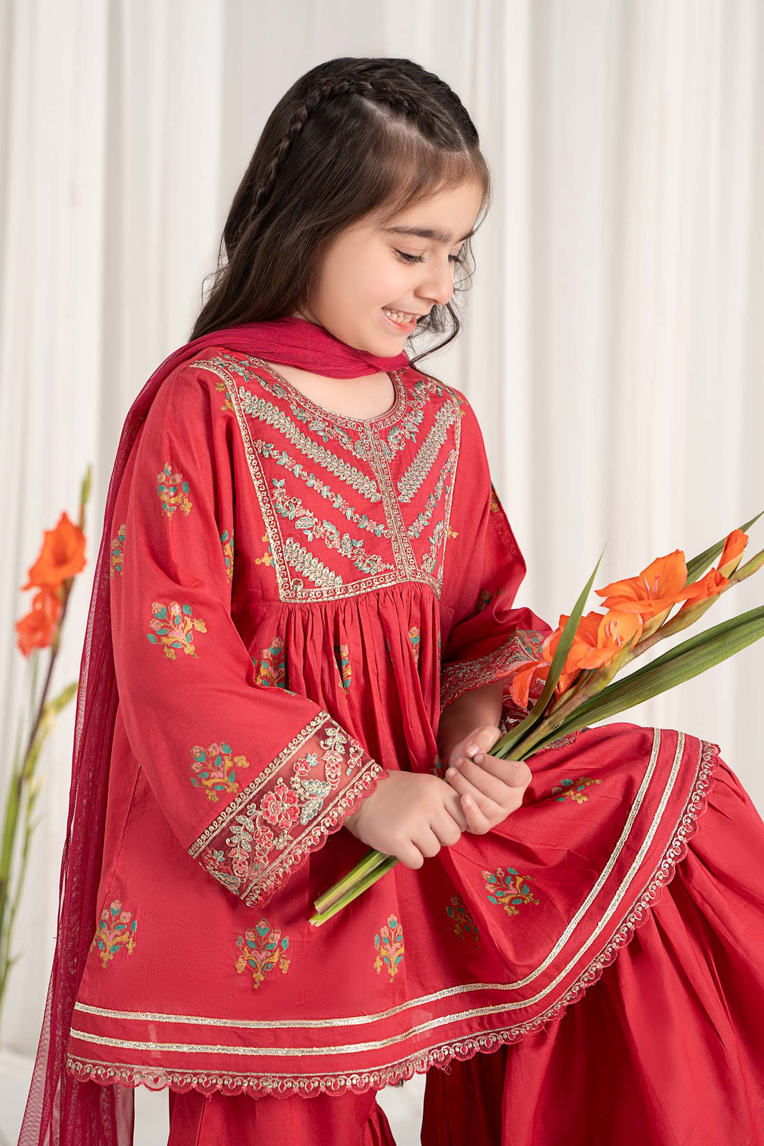 Maria B | 3 Piece Embroidered Lawn Suit | MKD-EF25-15