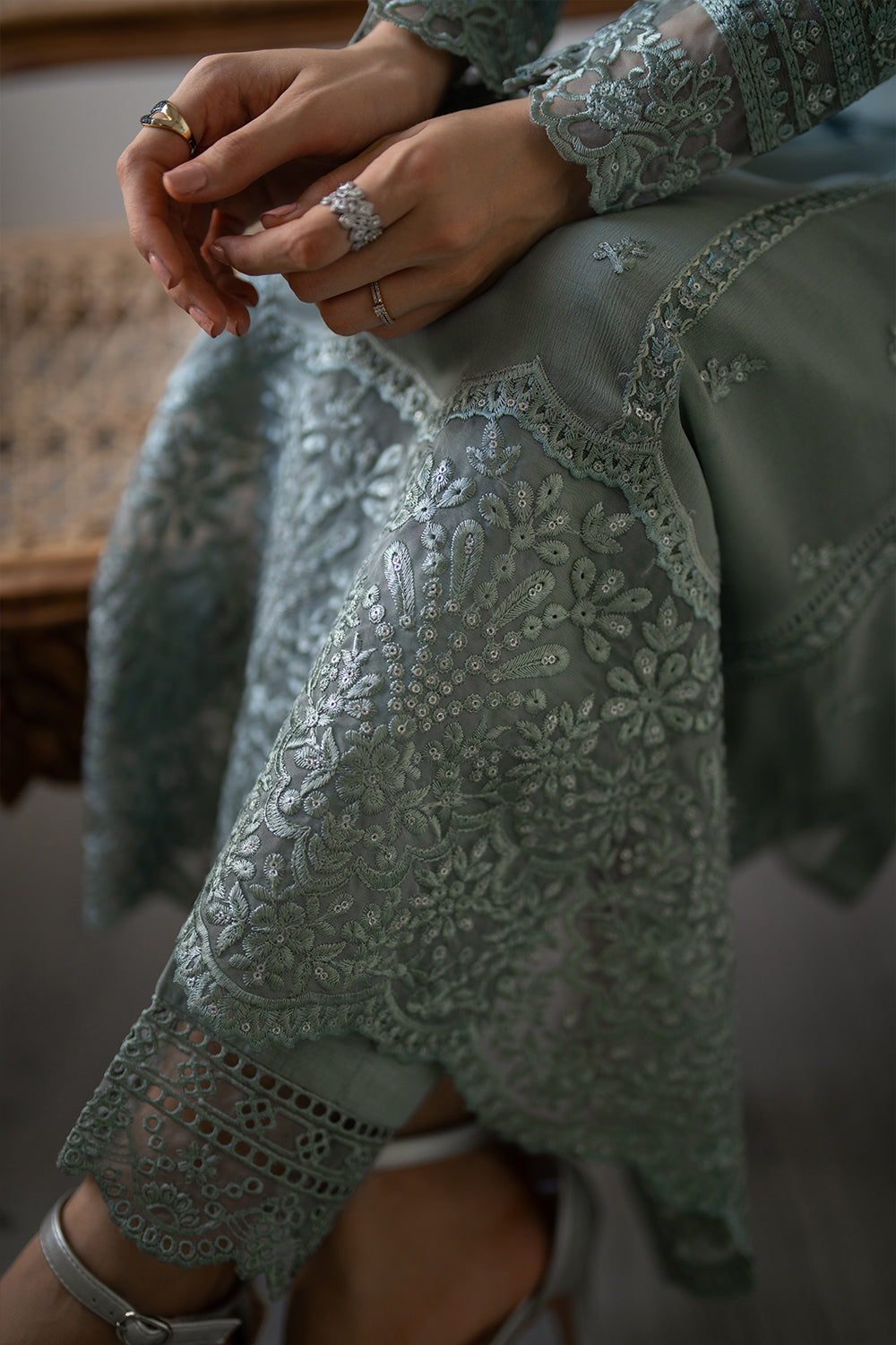 Azure | Ensembles | Moss Whisper-3