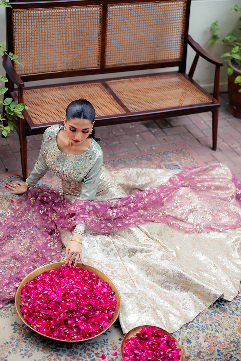 Mushq | Sunehri Resham Edit | ZIMA -  Mushq Ladies Clothes - Original Designer Dress - House of Maryam