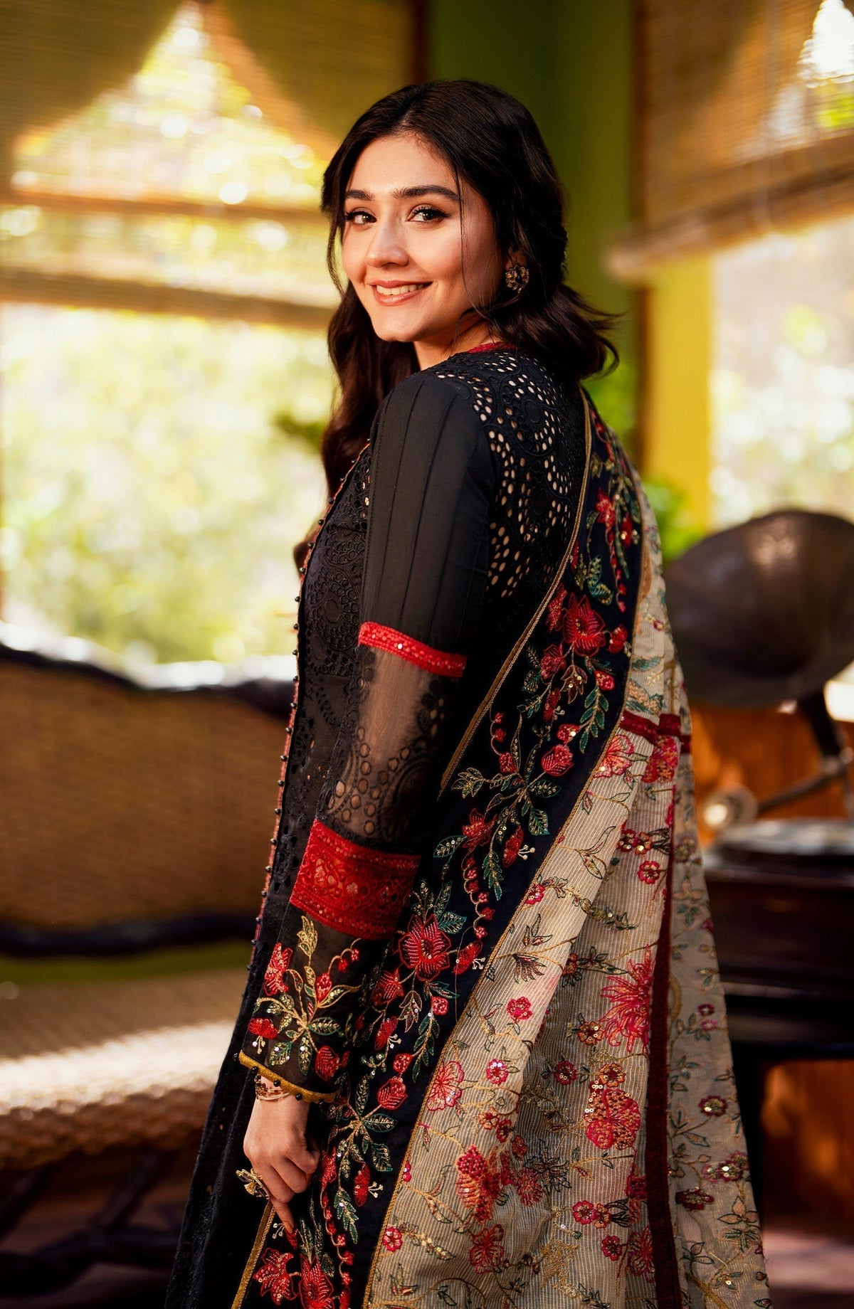 Maryum N Maria | Luxury Lawn 24 | Zayna -  Maryum N Maria Luxury - Original Designer Dress - House of Maryam