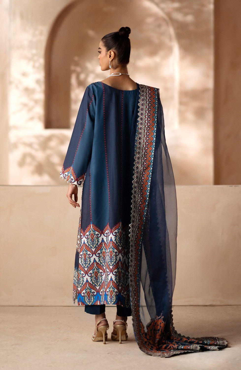 Maryum N Maria | Zeil Winter | CHARVI - MS40098 -  Maryam N Maria Ladies Clothes - Original Designer Dress - House of Maryam