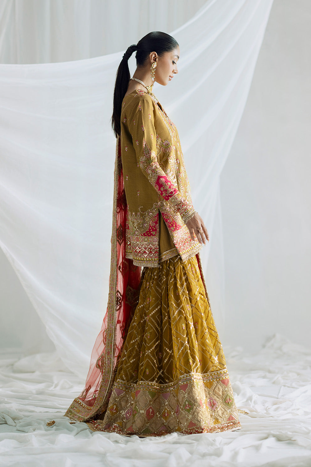 Maryum N Maria | Serene Wedding Dresses | AADHISHAKTI - MSS5848-5