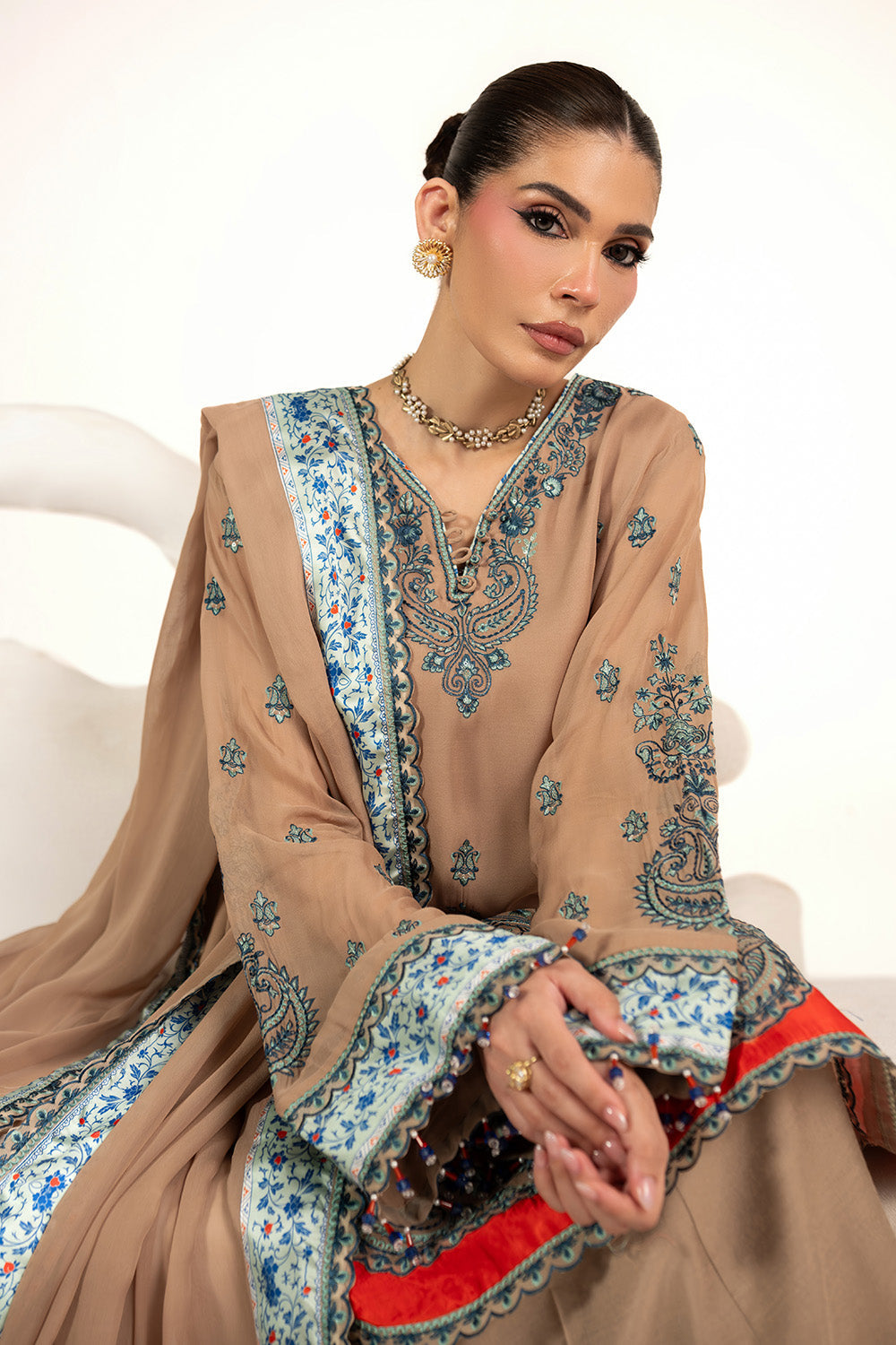 Maryum N Maria | Clestine Luxe Pret | NOVALYN, image 5