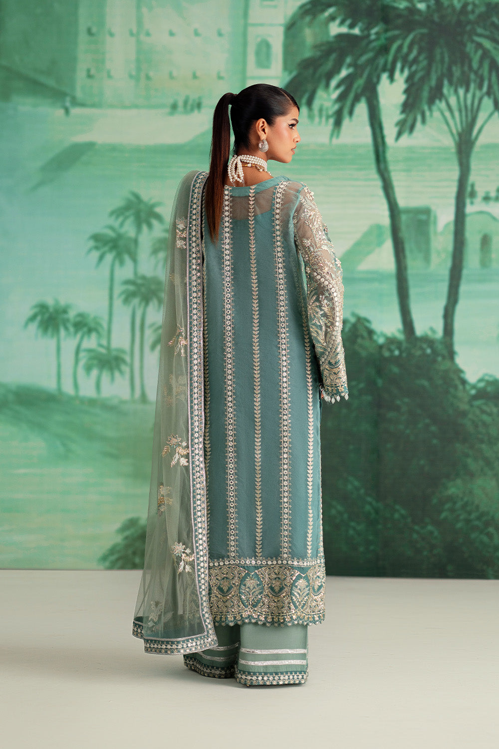 Maryum N Maria | Mushal Formals | GENEVIÈVE - MSU5545