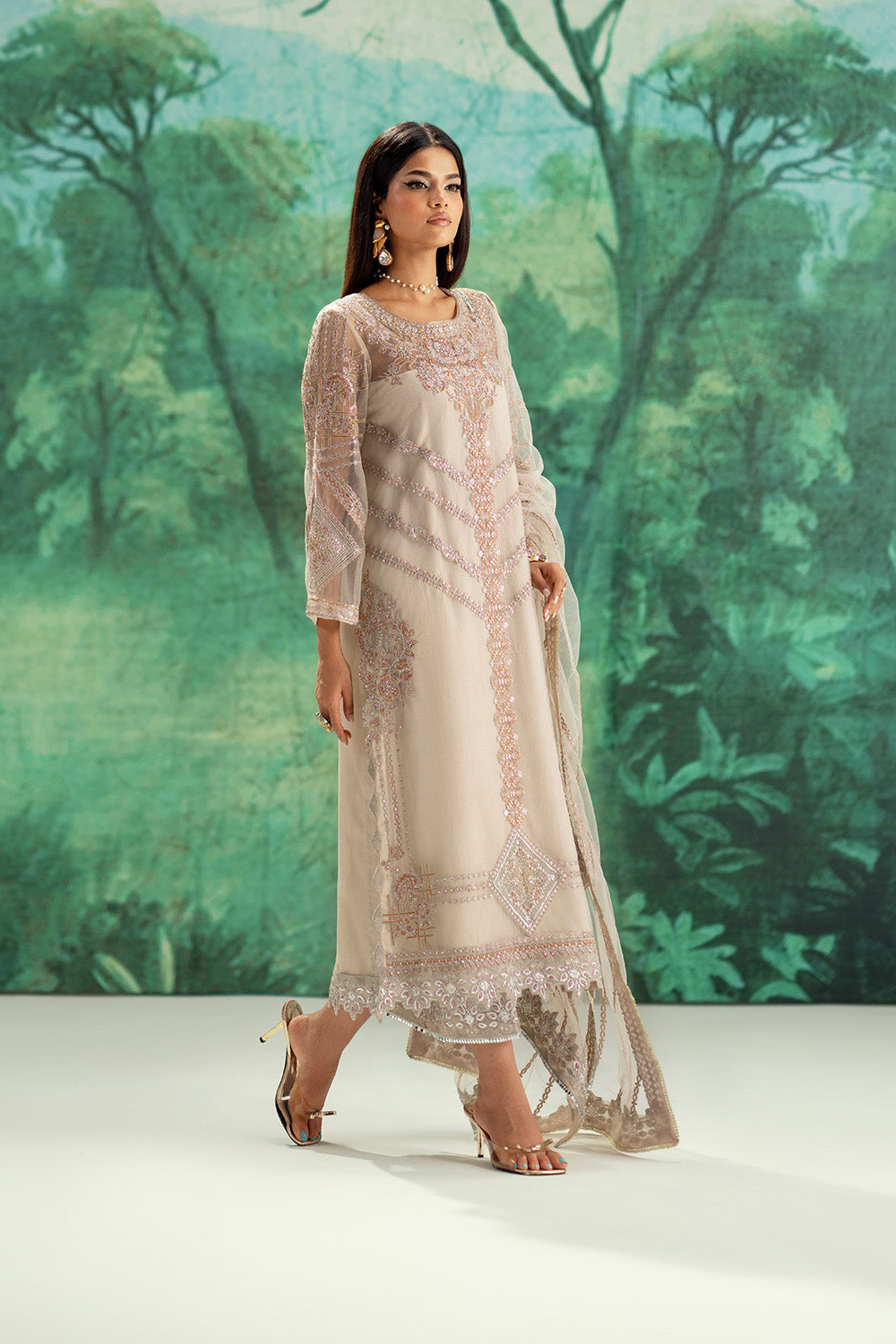 Maryum N Maria | Mushal Formals | GISÈLE - MSU5553-4