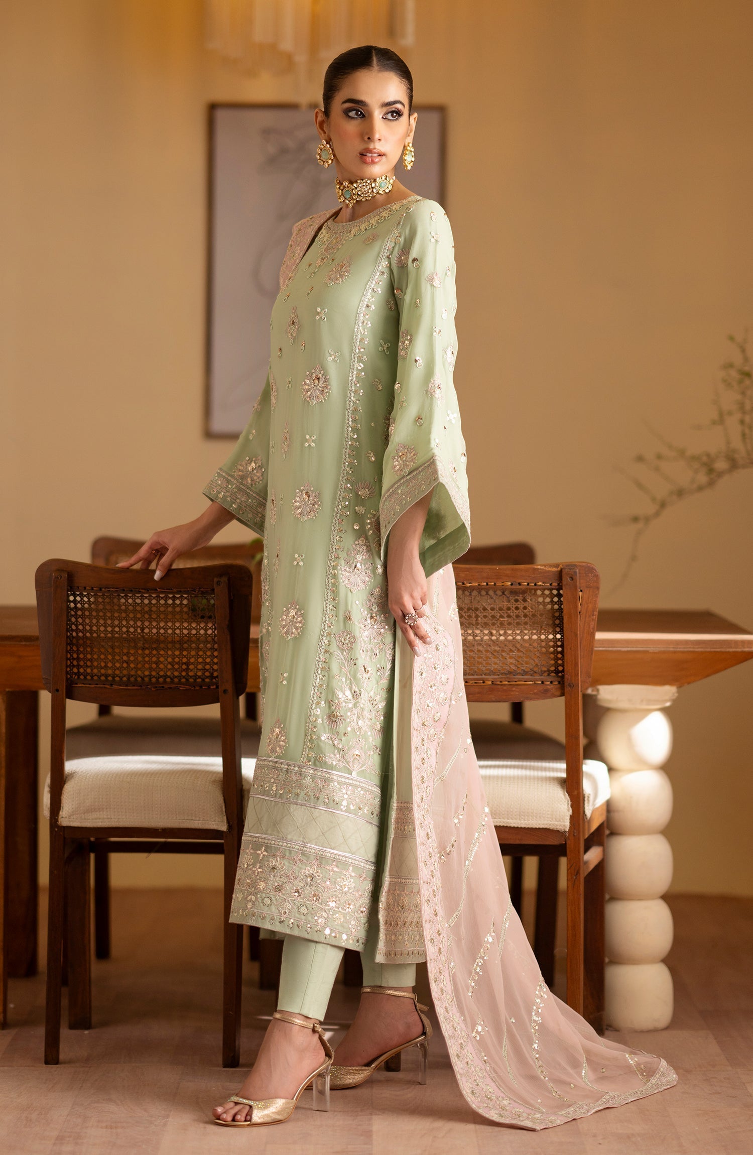 Emaan Adeel | Romansiyyah Luxury Formals 24 | Najmeh by Designer Emaan Adeel - House of Maryam - Pakistani Designer Ethnic Wear in {{ shop.shopifyCountryName }}