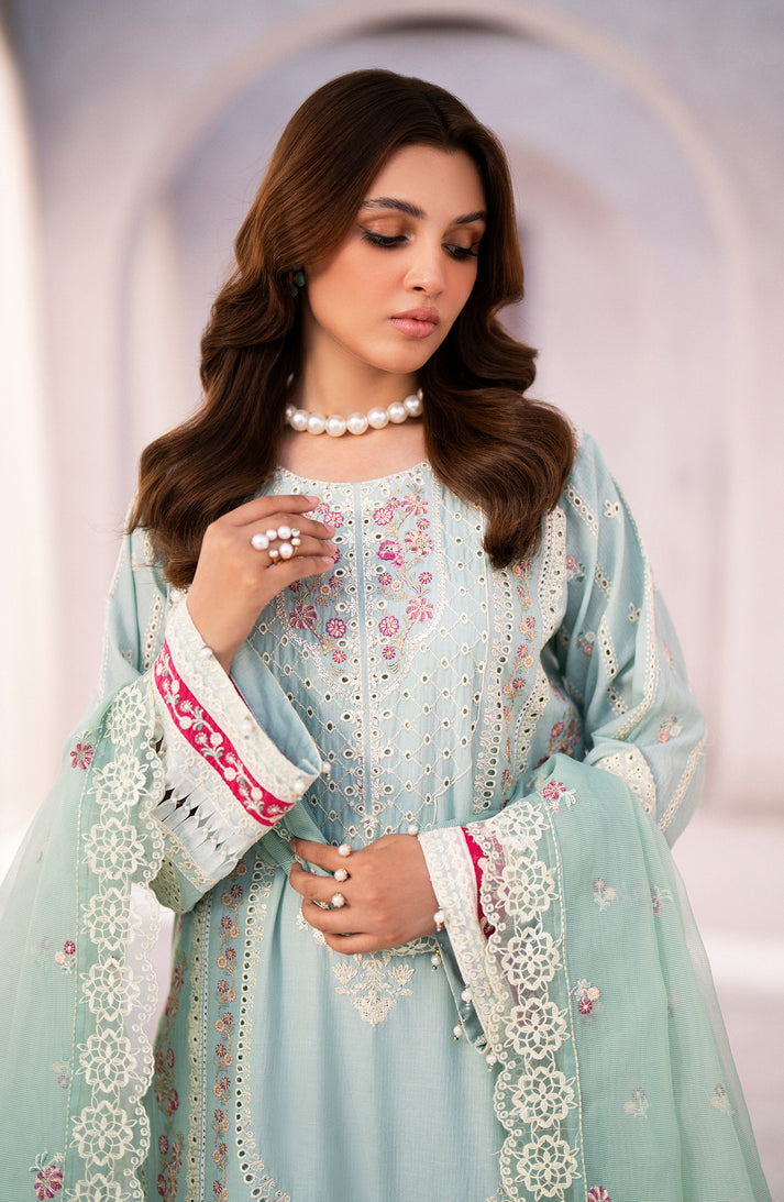 Emaan Adeel | Melisa Luxury Formals | BRIE