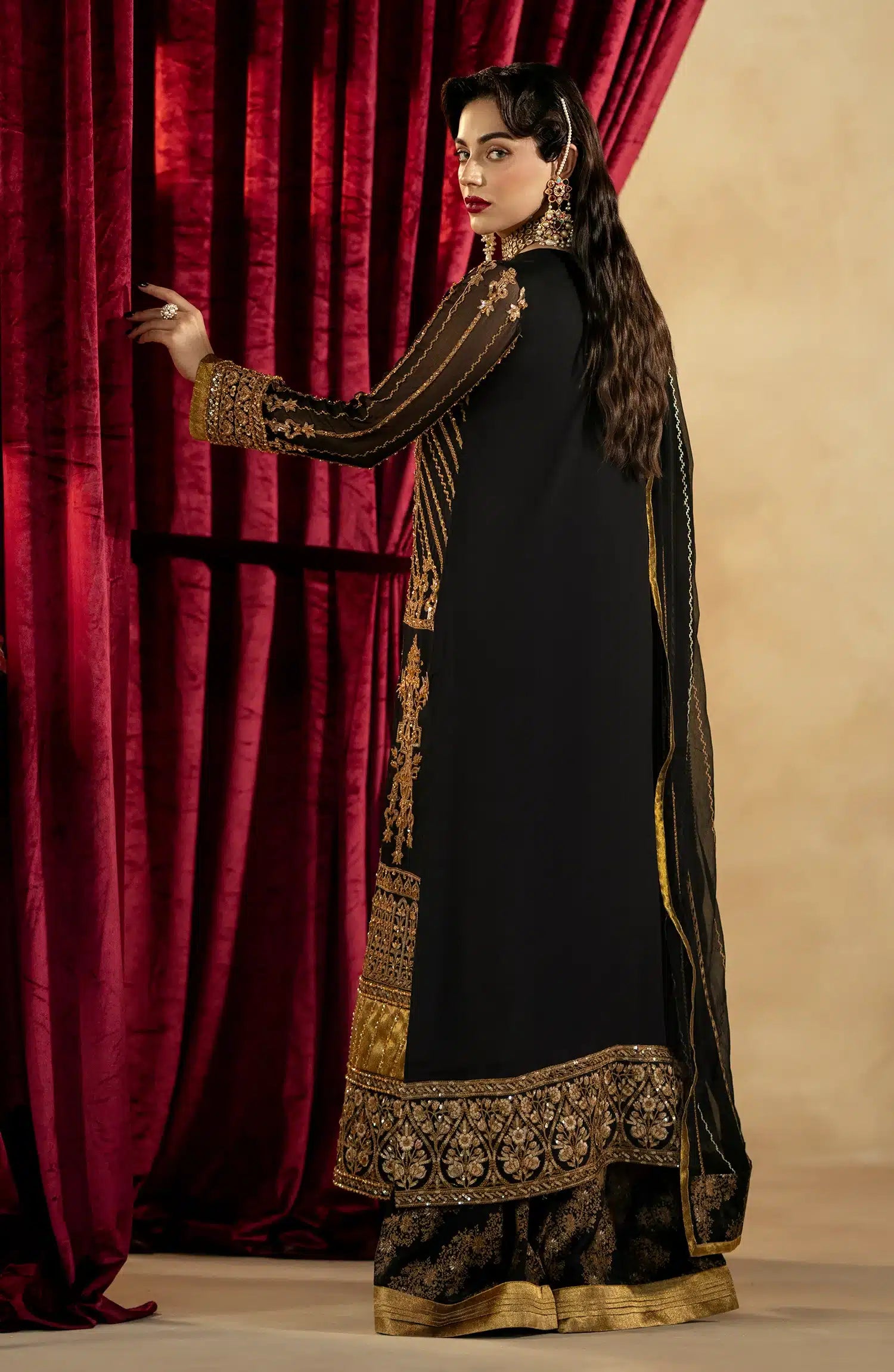 Maryum N Maria | Zamani Beghum Formals 23 | Amber-(MW23-519)