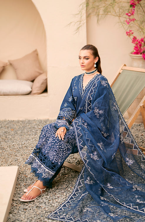 Emaan Adeel | Navaeh Luxury Pret | LYRA -  Emaan Adeel Luxury - Original Designer Dress - House of Maryam