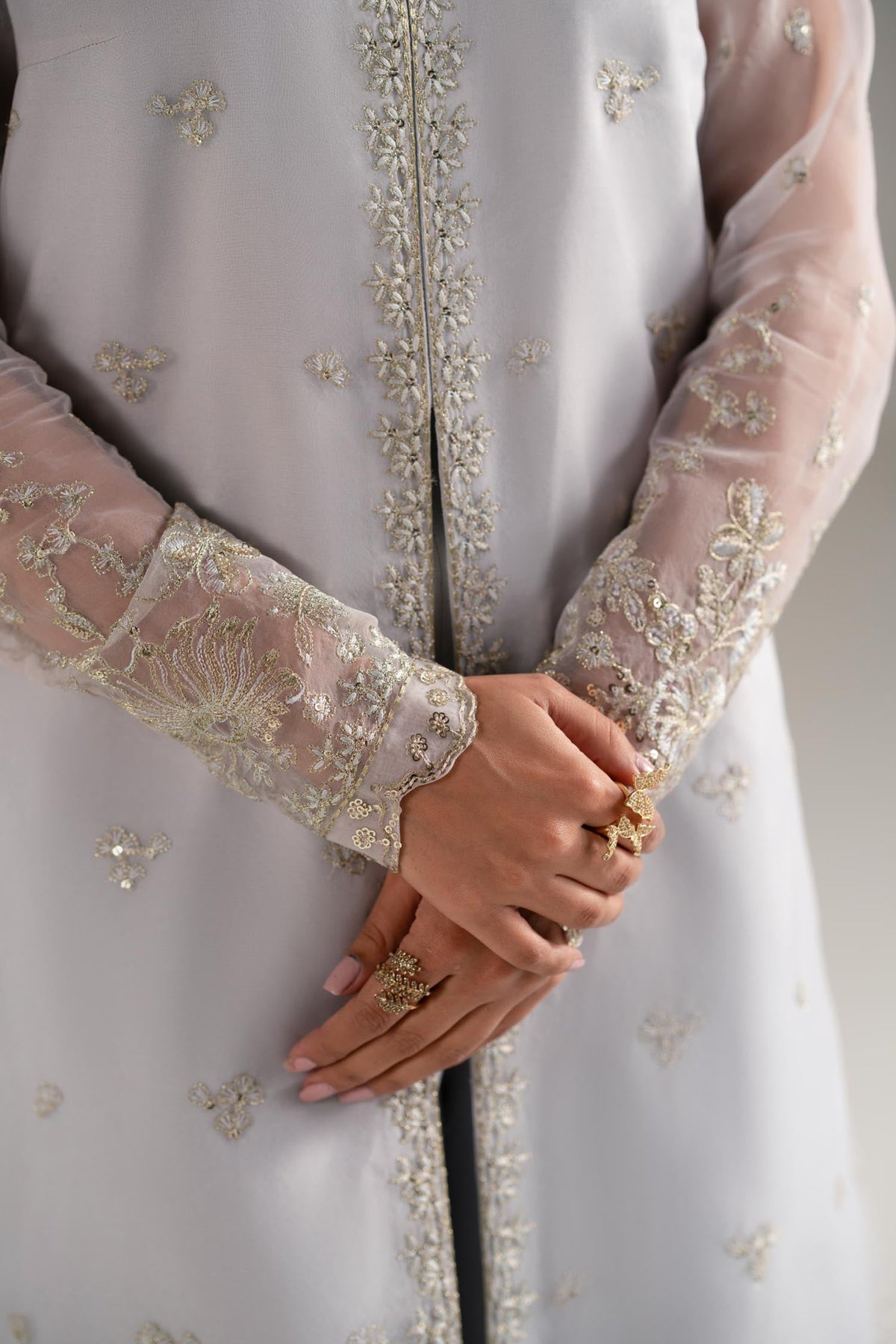 Akbar Aslam | Formal Pret | Roshini-5