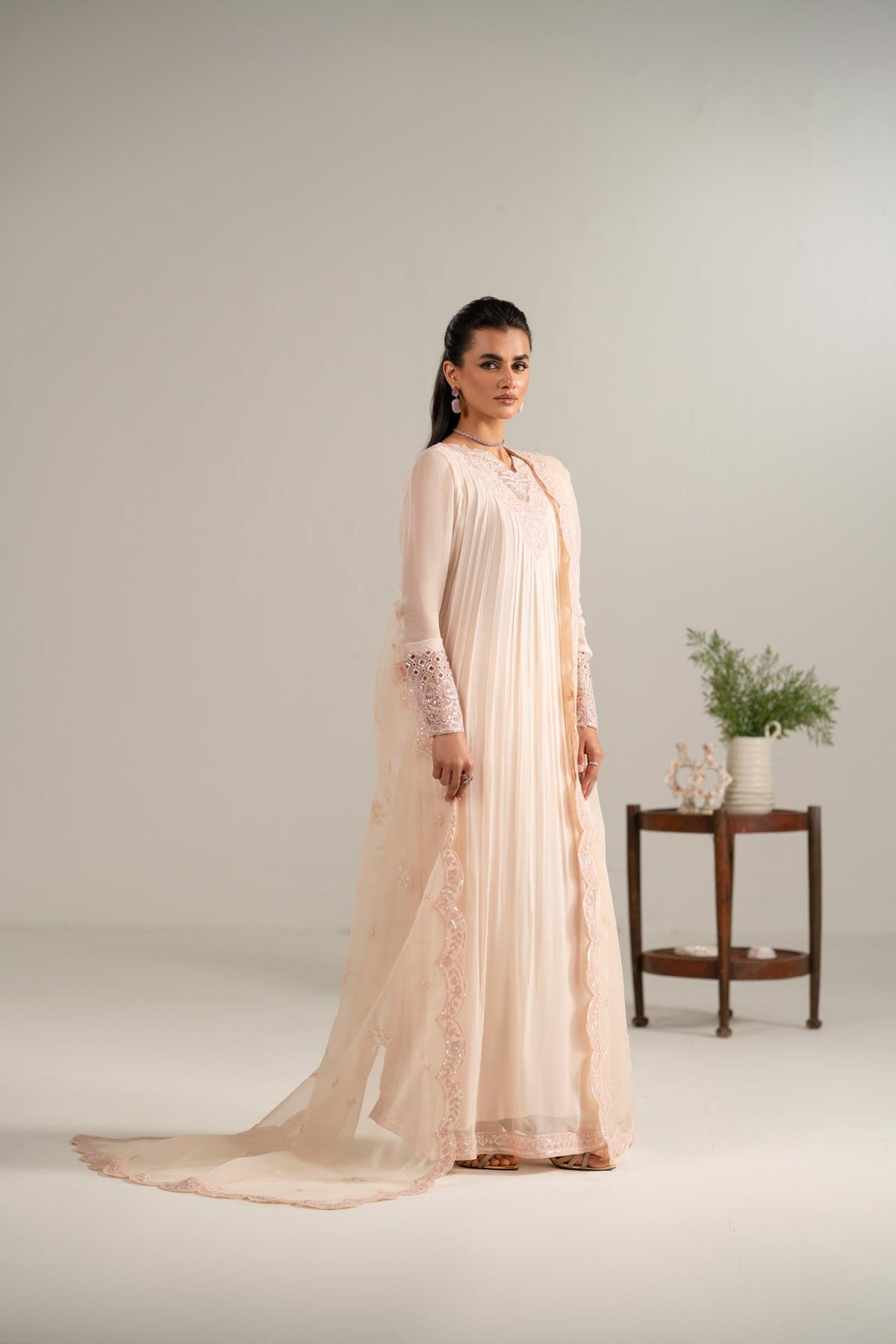 Akbar Aslam | Formal Pret | Nazneen, image 3