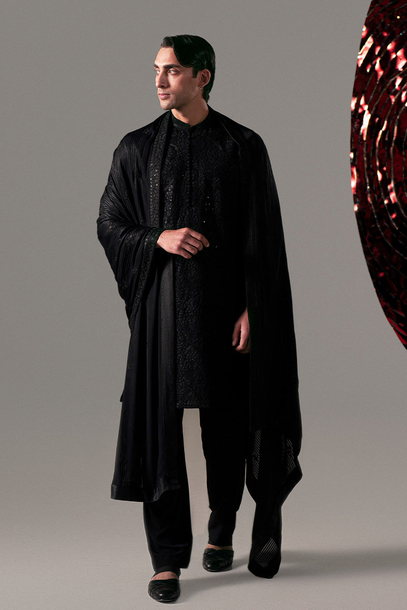 Republic By Omar Farooq | Luxury Rtw | 'Atiq' Shawl -  Republic by Omar Farooq Luxury RTW - Original Designer Dress - House of Maryam
