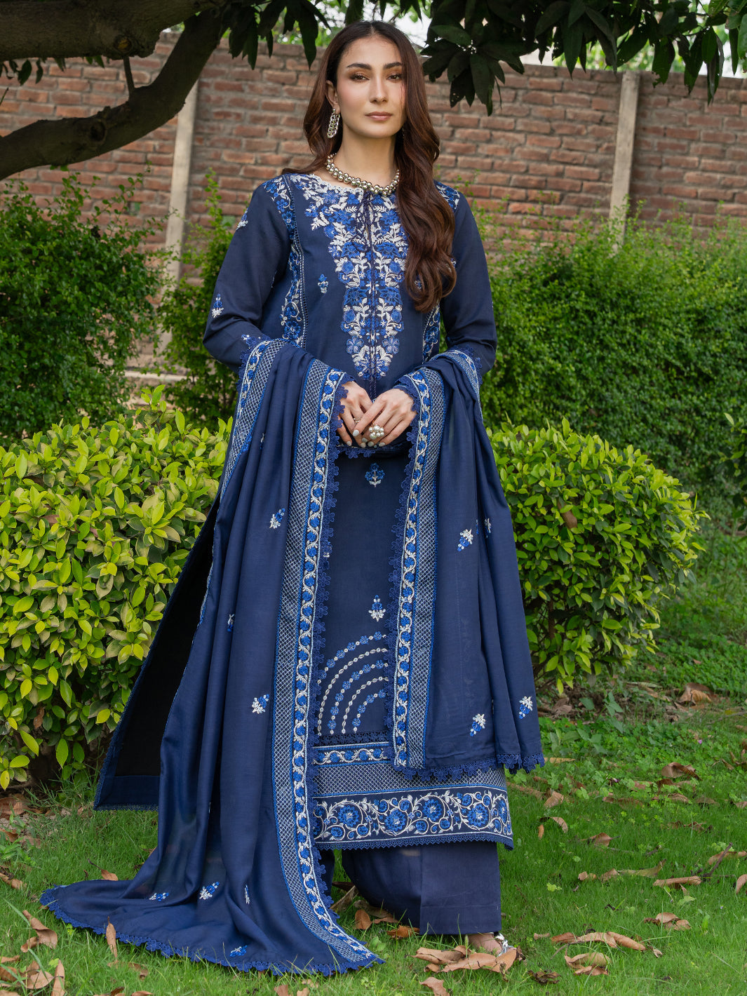 Mahnur | Amaya Lawn 26 | MU-01