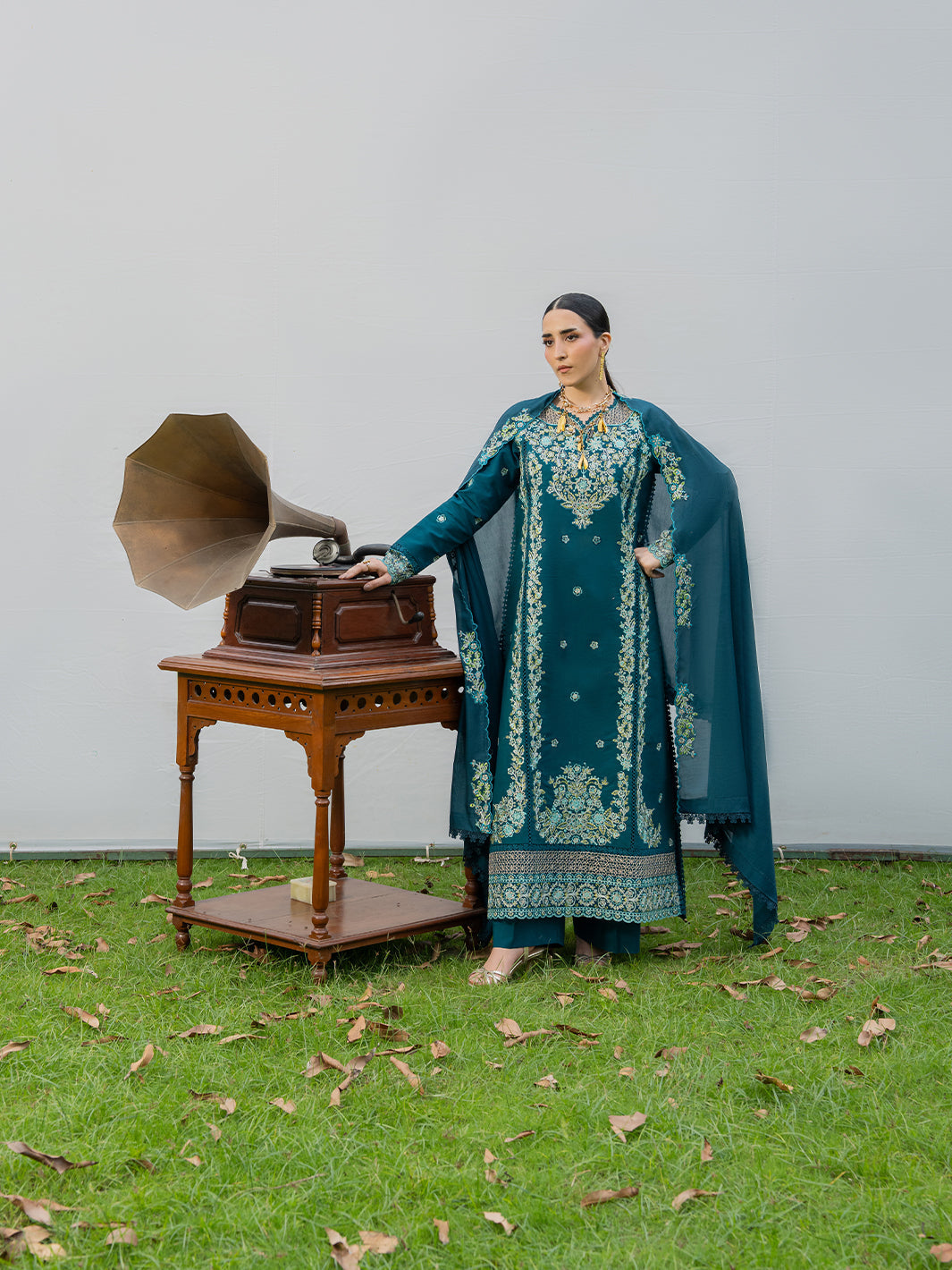 Mahnur | Amaya Lawn 26 | MU-08-4