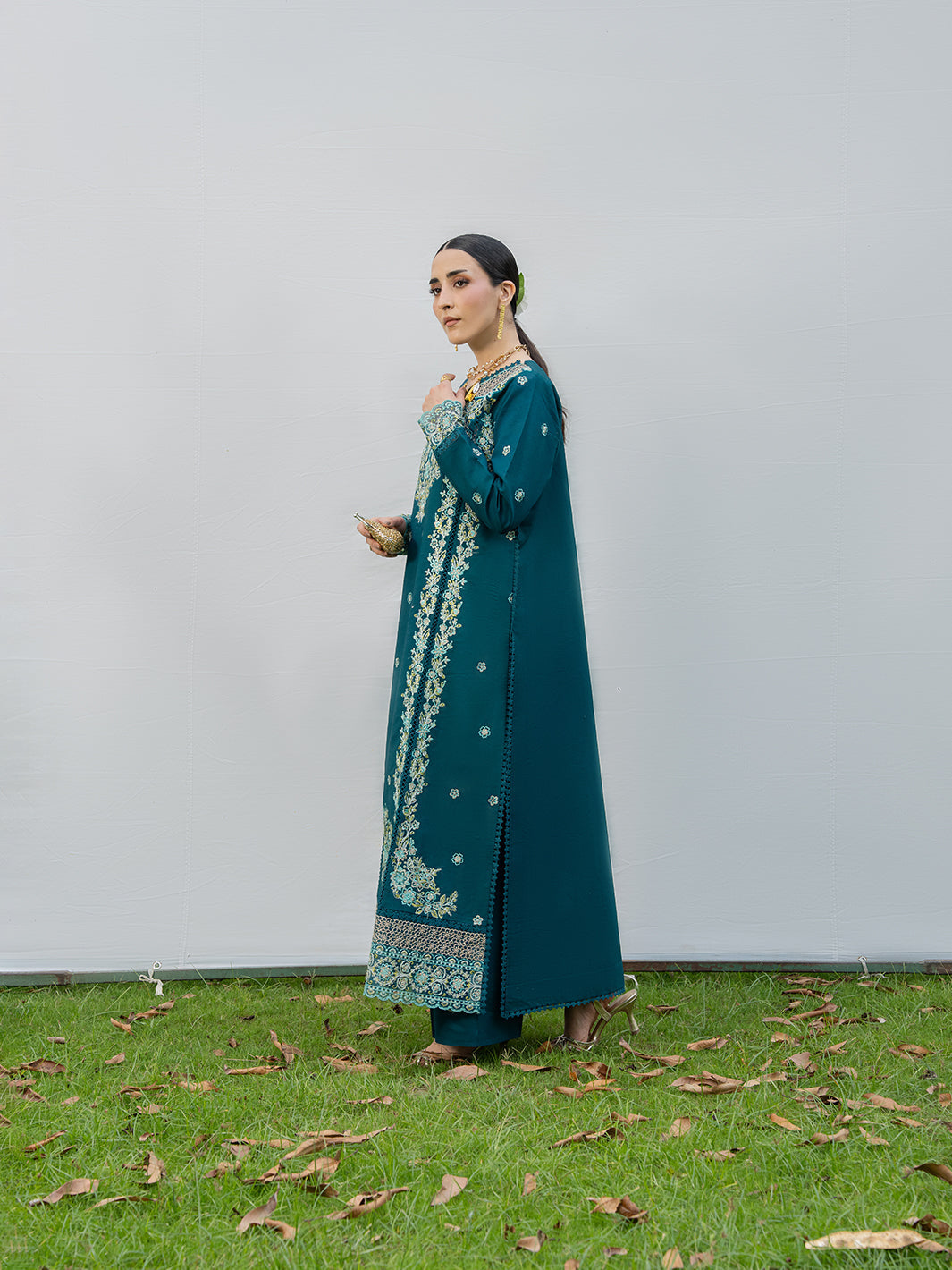 Mahnur | Amaya Lawn 26 | MU-08-6