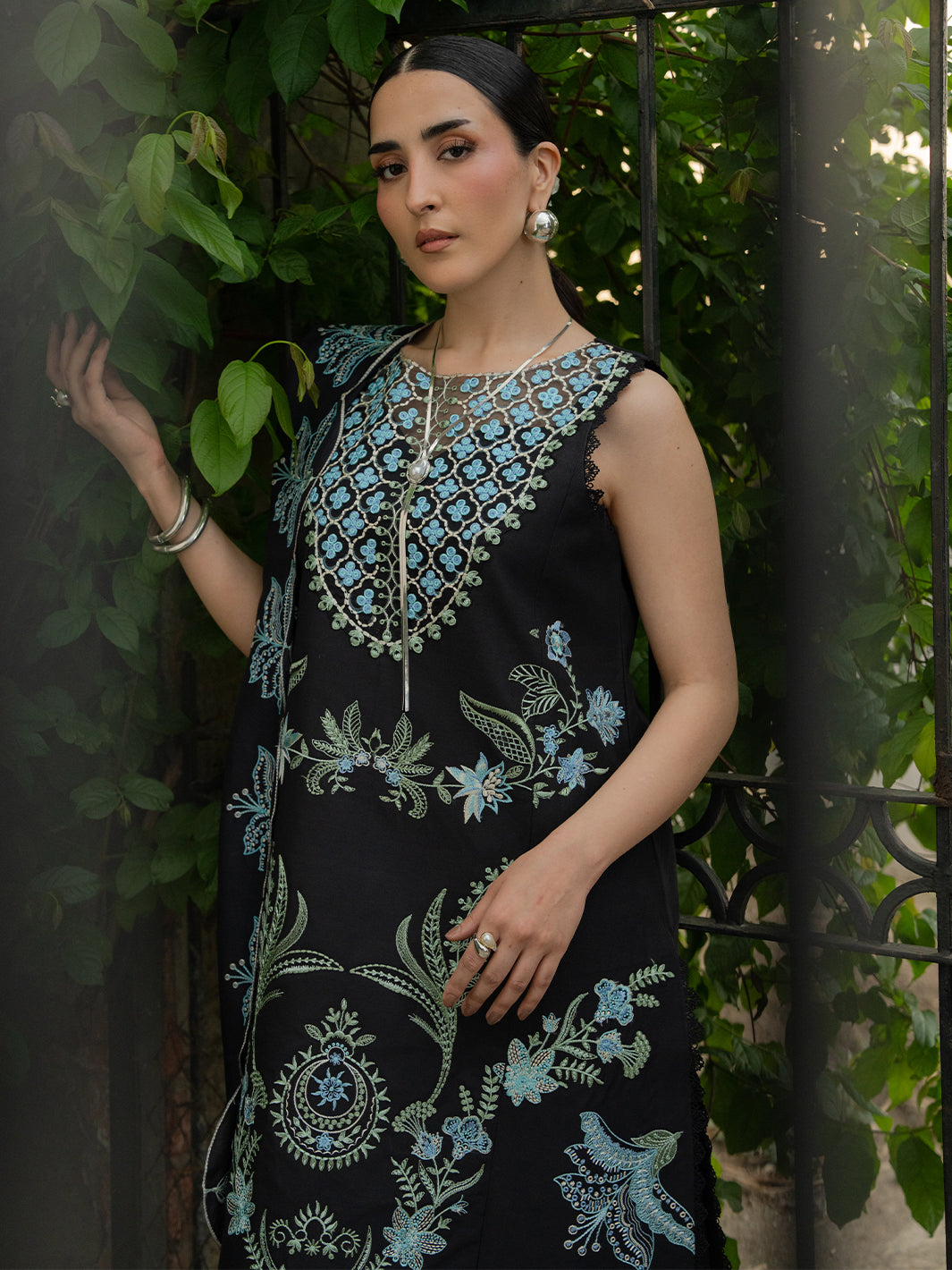 Mahnur | Amaya Lawn 26 | MU-11, image 3