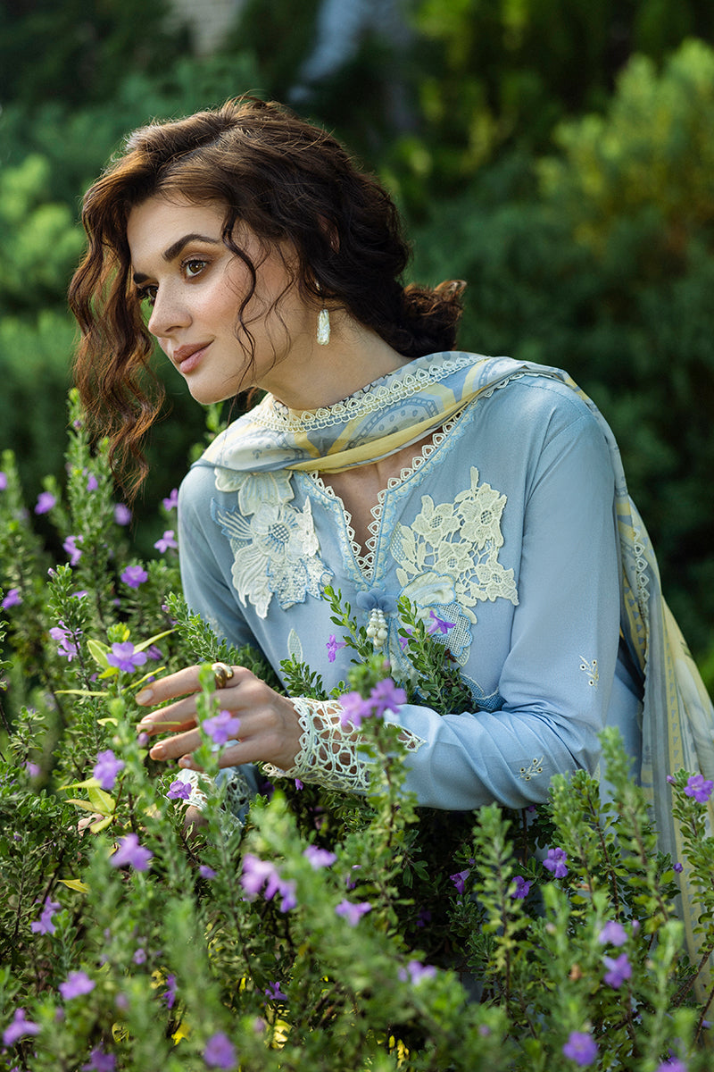 Mushq | Solace Ombre Chikankari | Intesa -  Mushq Ladies Clothes - Original Designer Dress - House of Maryam