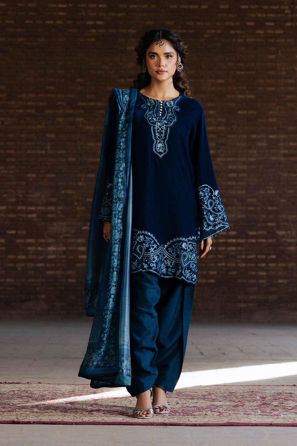 Maryum N Maria | Gulshan e Makhmal | CAPUCINE - MWS5888