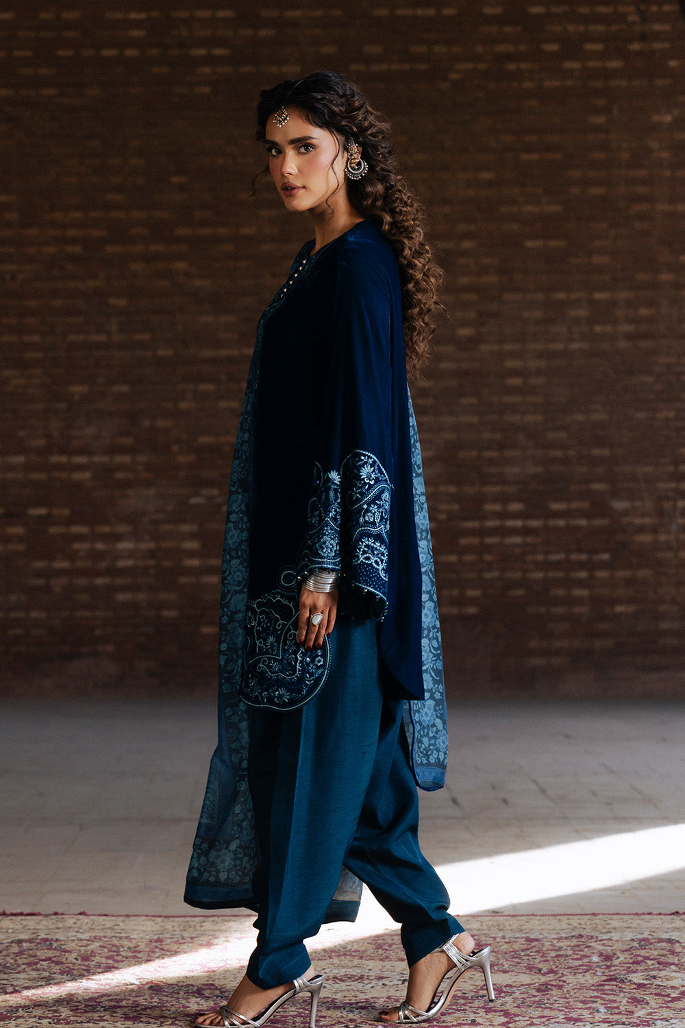 Maryum N Maria | Gulshan e Makhmal | CAPUCINE - MWS5888-5