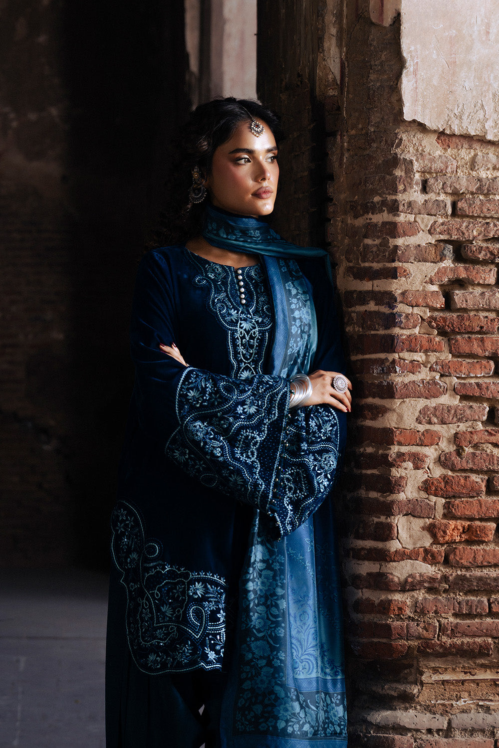 Maryum N Maria | Gulshan e Makhmal | CAPUCINE - MWS5888-3
