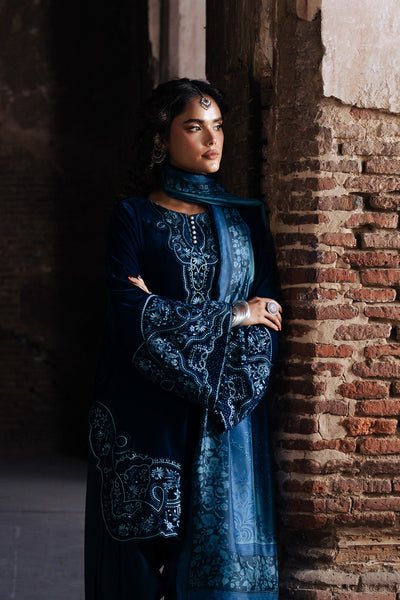 Maryum N Maria | Gulshan e Makhmal | CAPUCINE - MWS5888