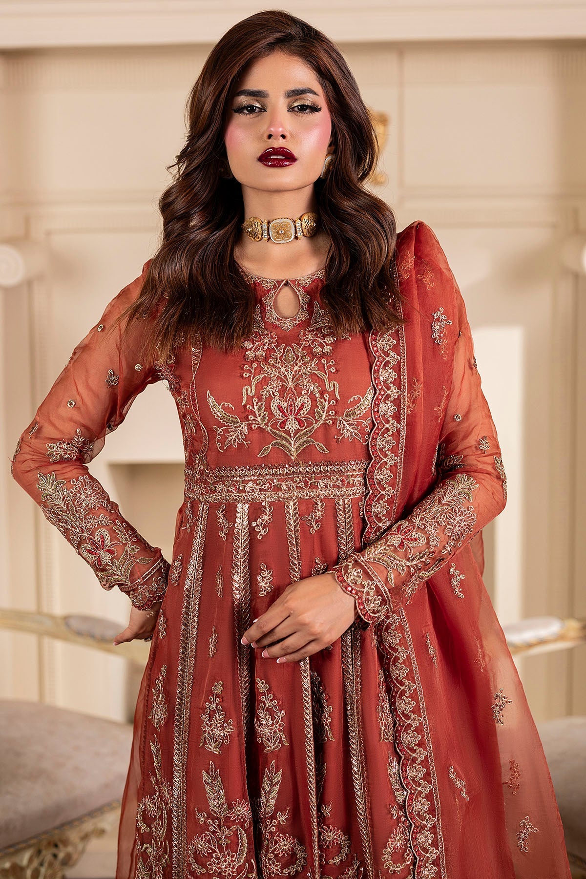 Motifz | Luxury Formal | 5139-BRANDY, image 3