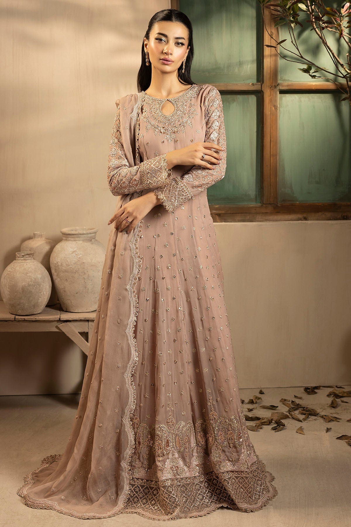 Motifz | Luxury Formal | 5575-LILLIA