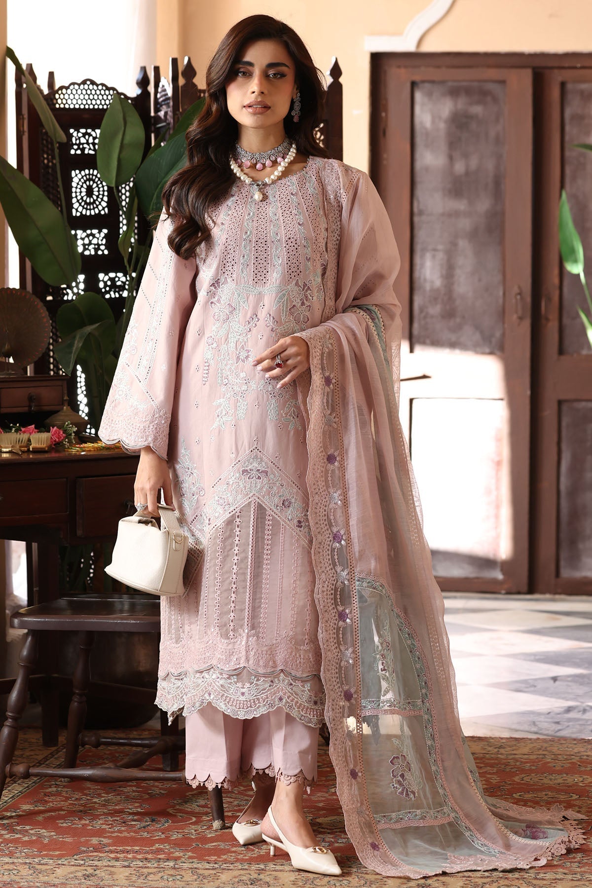Motifz | Premium Lawn 26 | 5916-CLEO