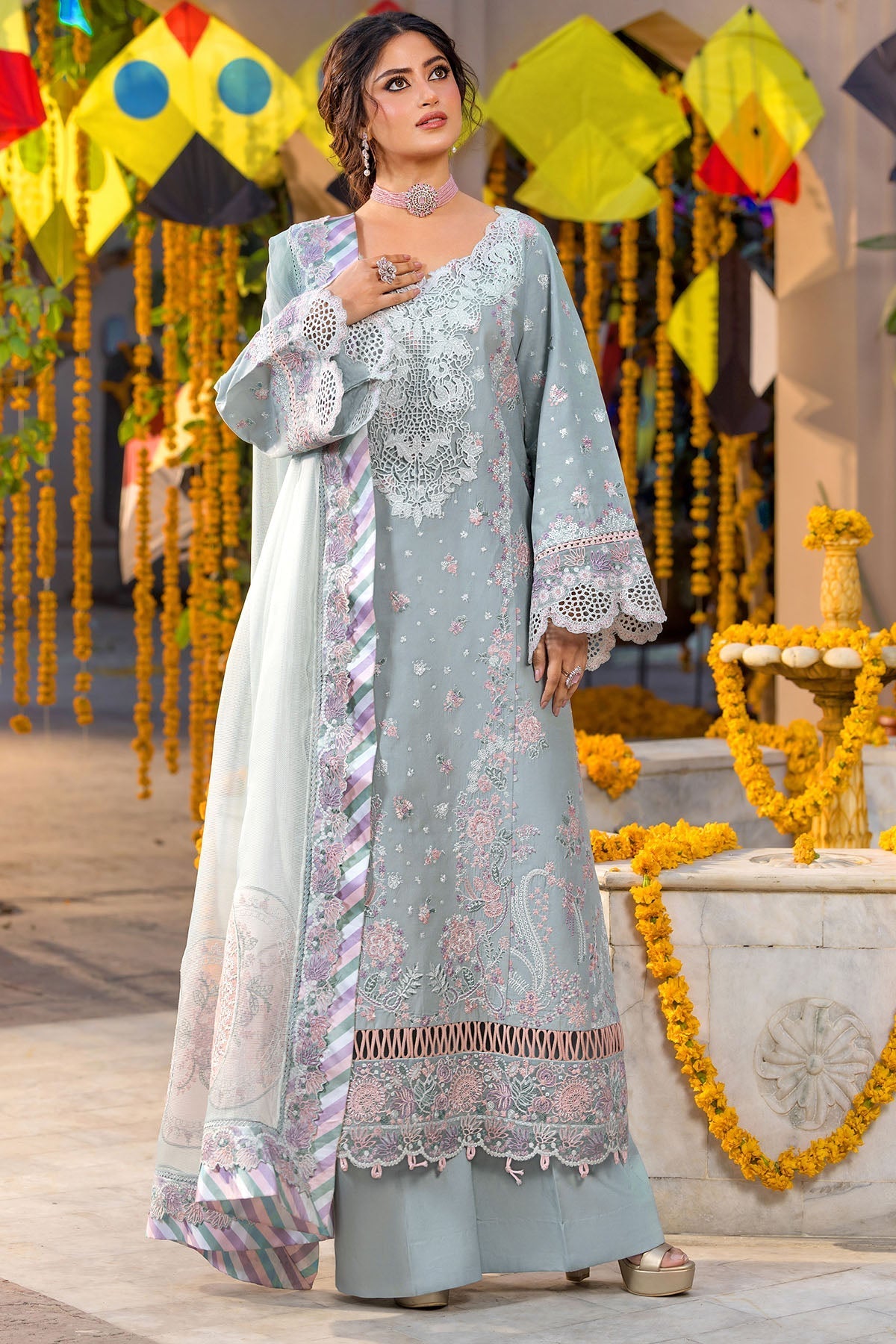 Motifz | Premium Lawn 26 | 5921-DEW