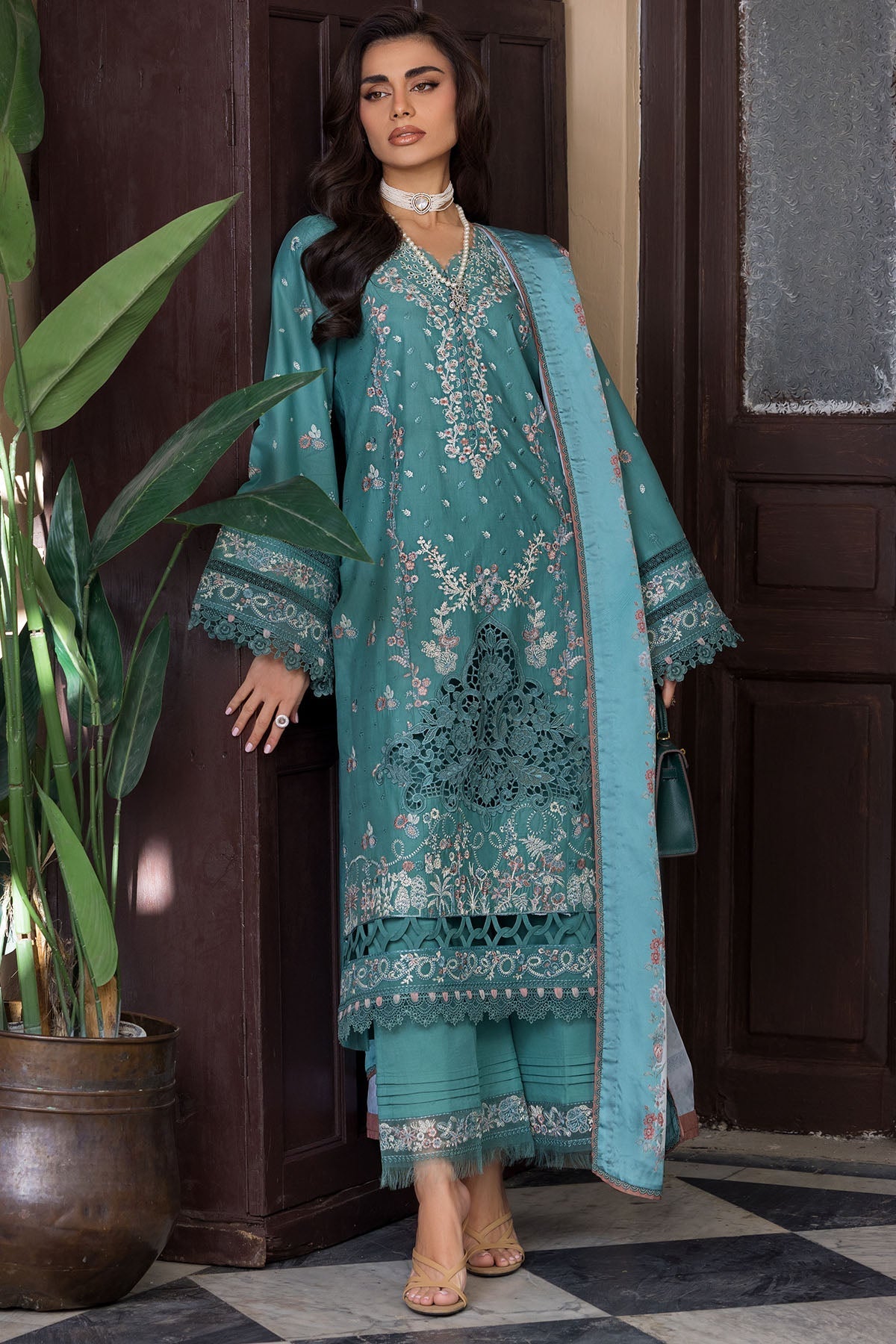 Motifz | Premium Lawn 26 | 5922