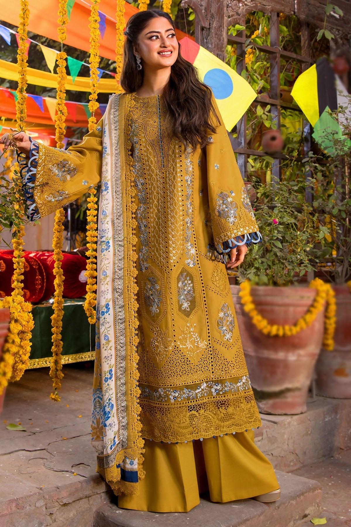 Motifz | Premium Lawn 26 | 5937-ARABELLA-1