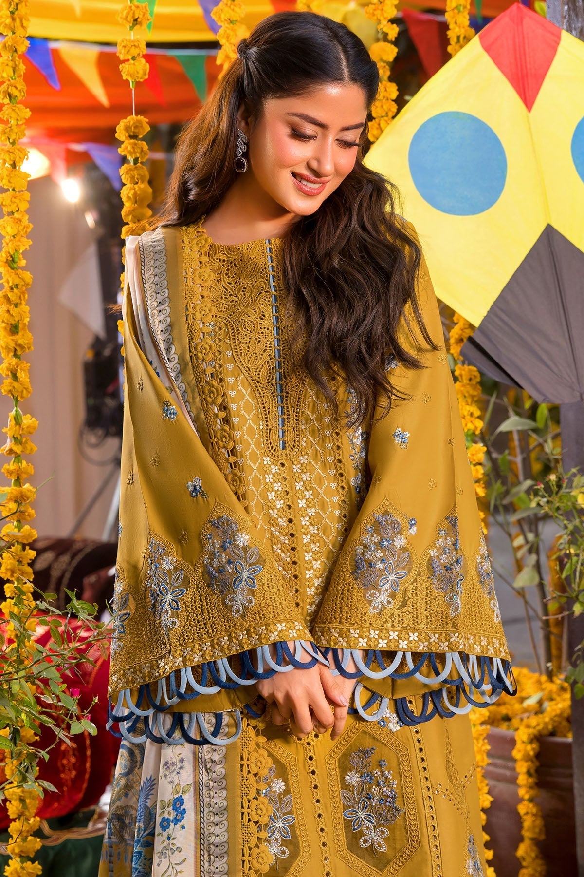 Motifz | Premium Lawn 26 | 5937-ARABELLA-3