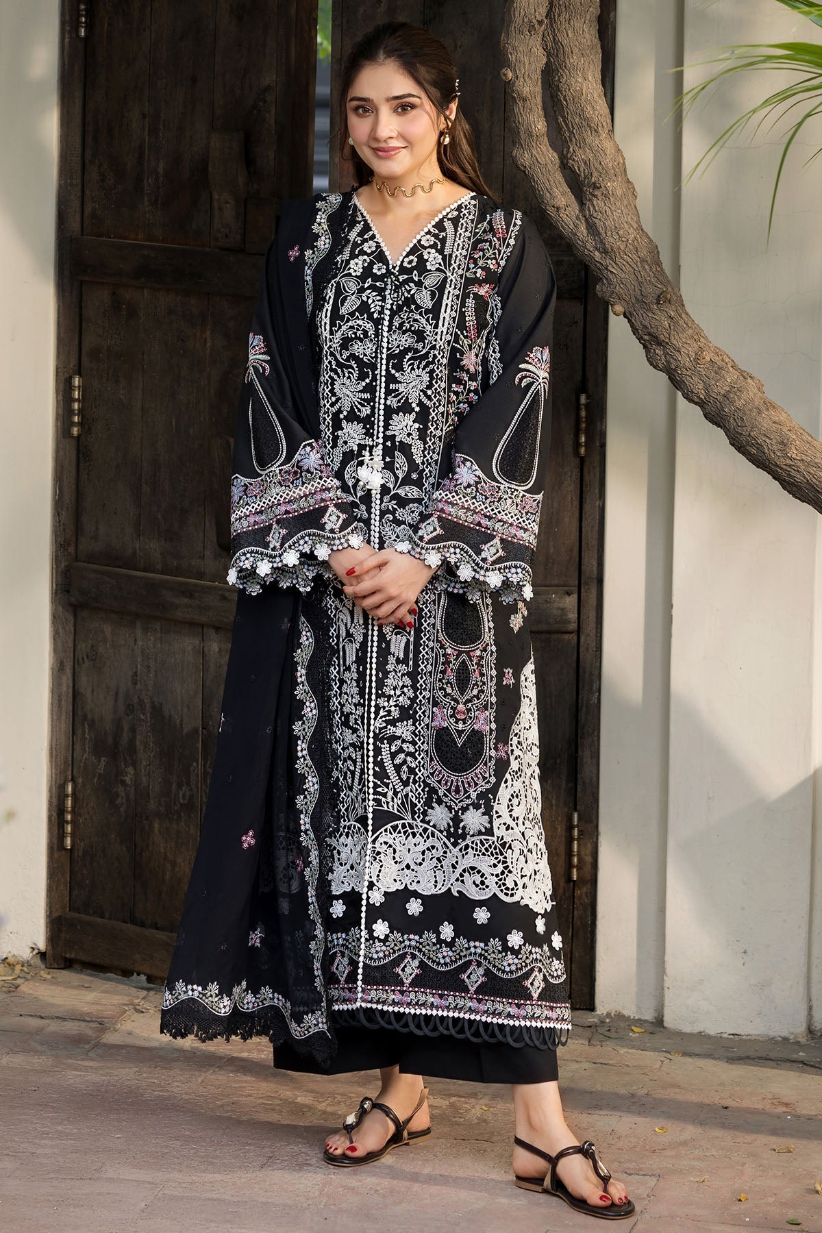 Motifz | Premium Lawn 26 | 6117-LAZIO-1