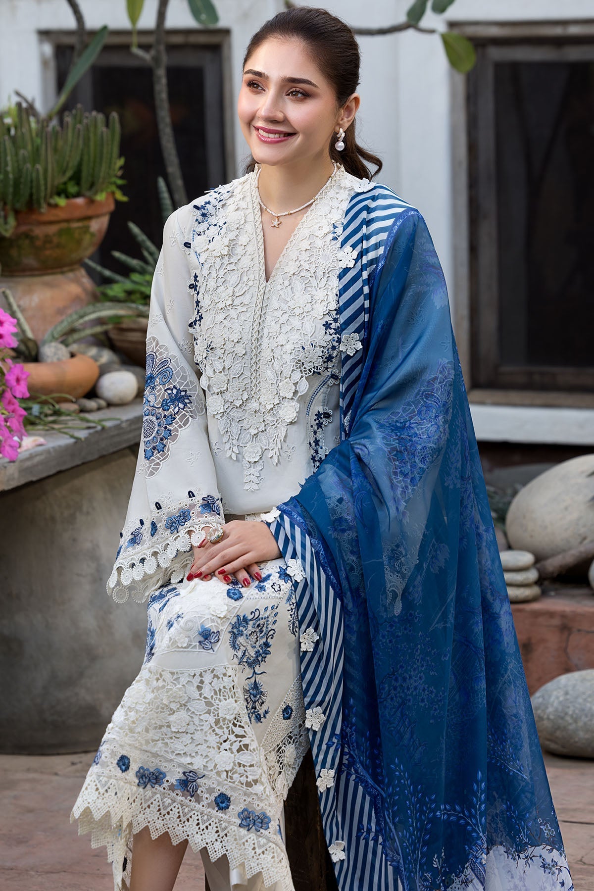Motifz | Premium Lawn 26 | 6118-LIGRIA, image 8