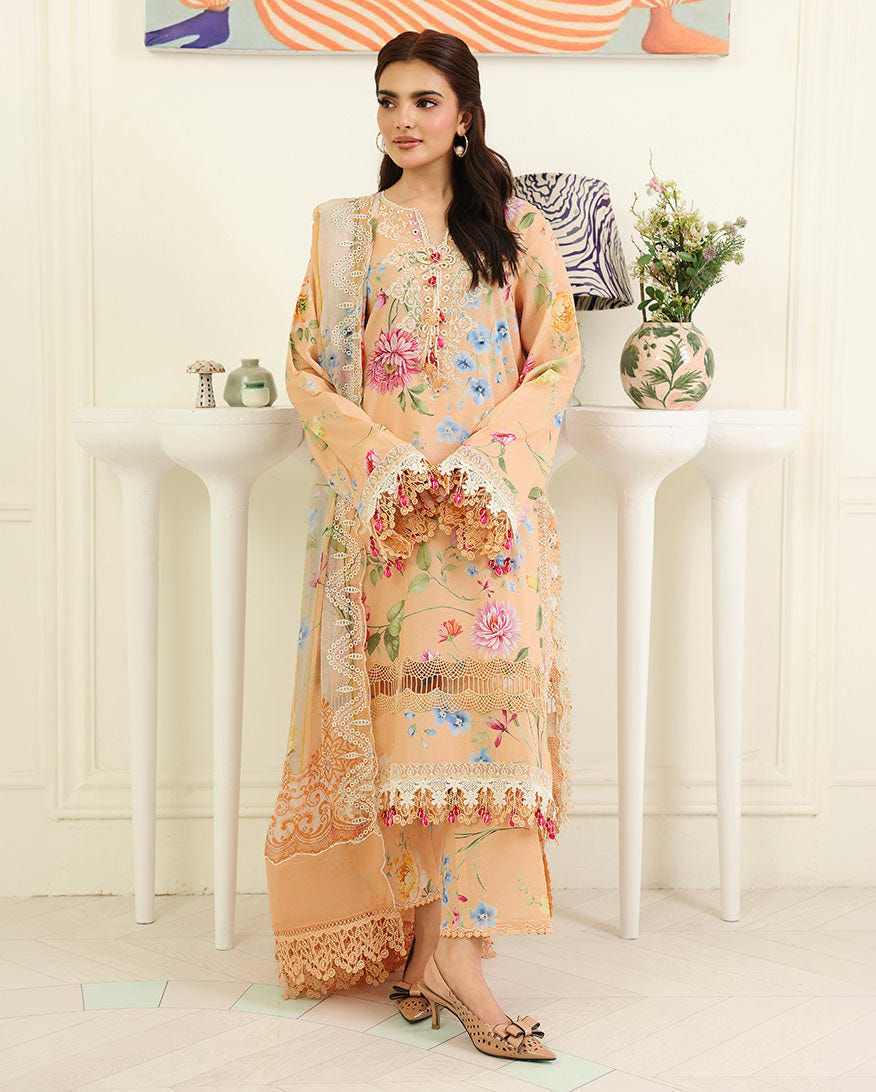 Roheenaz | Petals in Print | Magnolia Mist