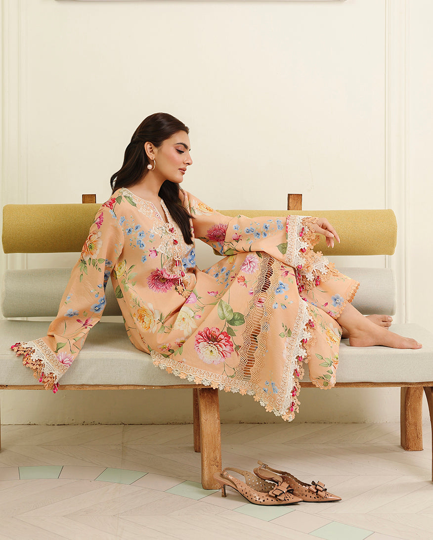 Roheenaz | Petals in Print | Magnolia Mist-4