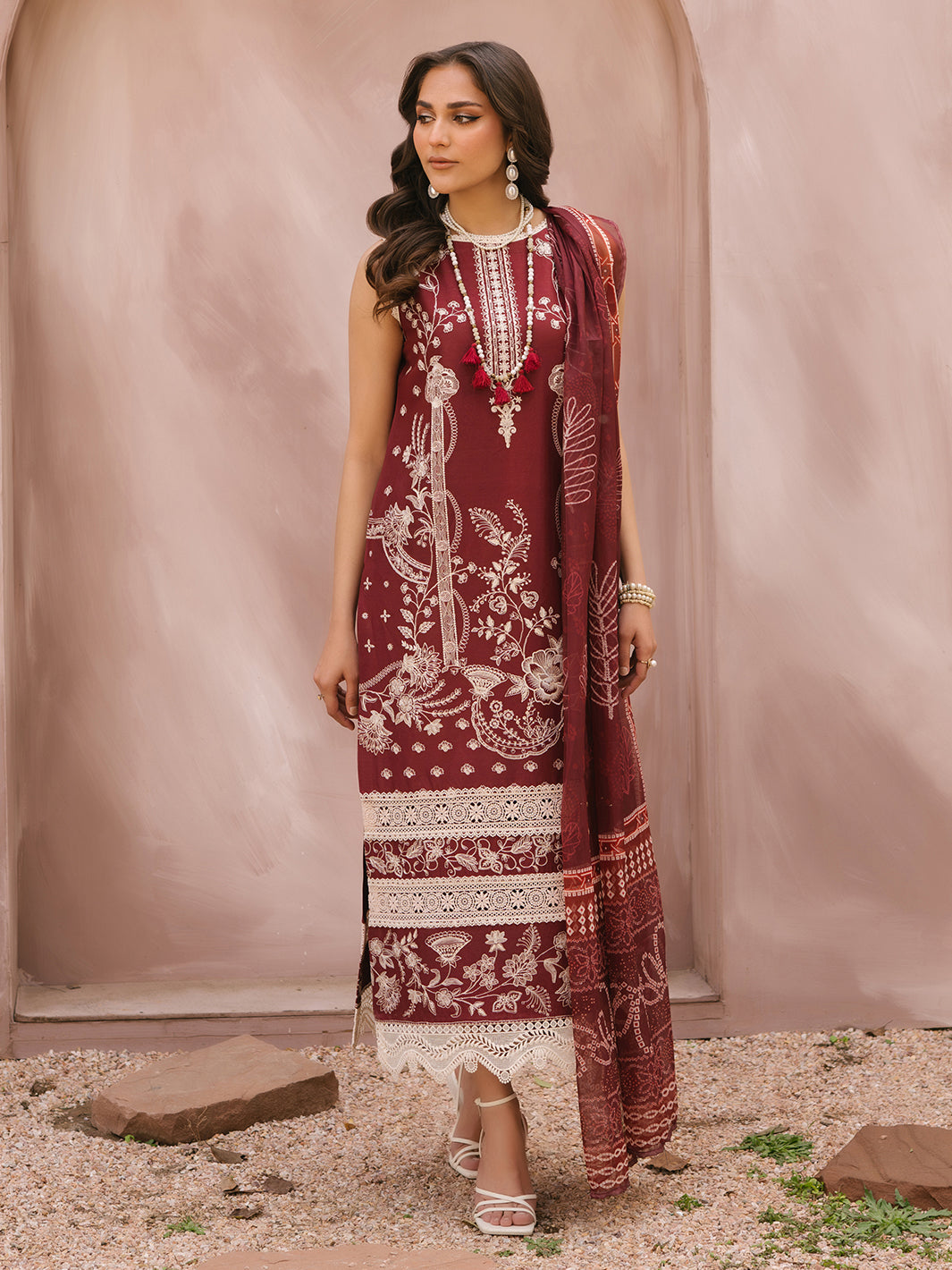 Mahnur | Masakali Luxury Lawn 24 | MK 02 - B -  Mahnur Luxury - Original Designer Dress - House of Maryam