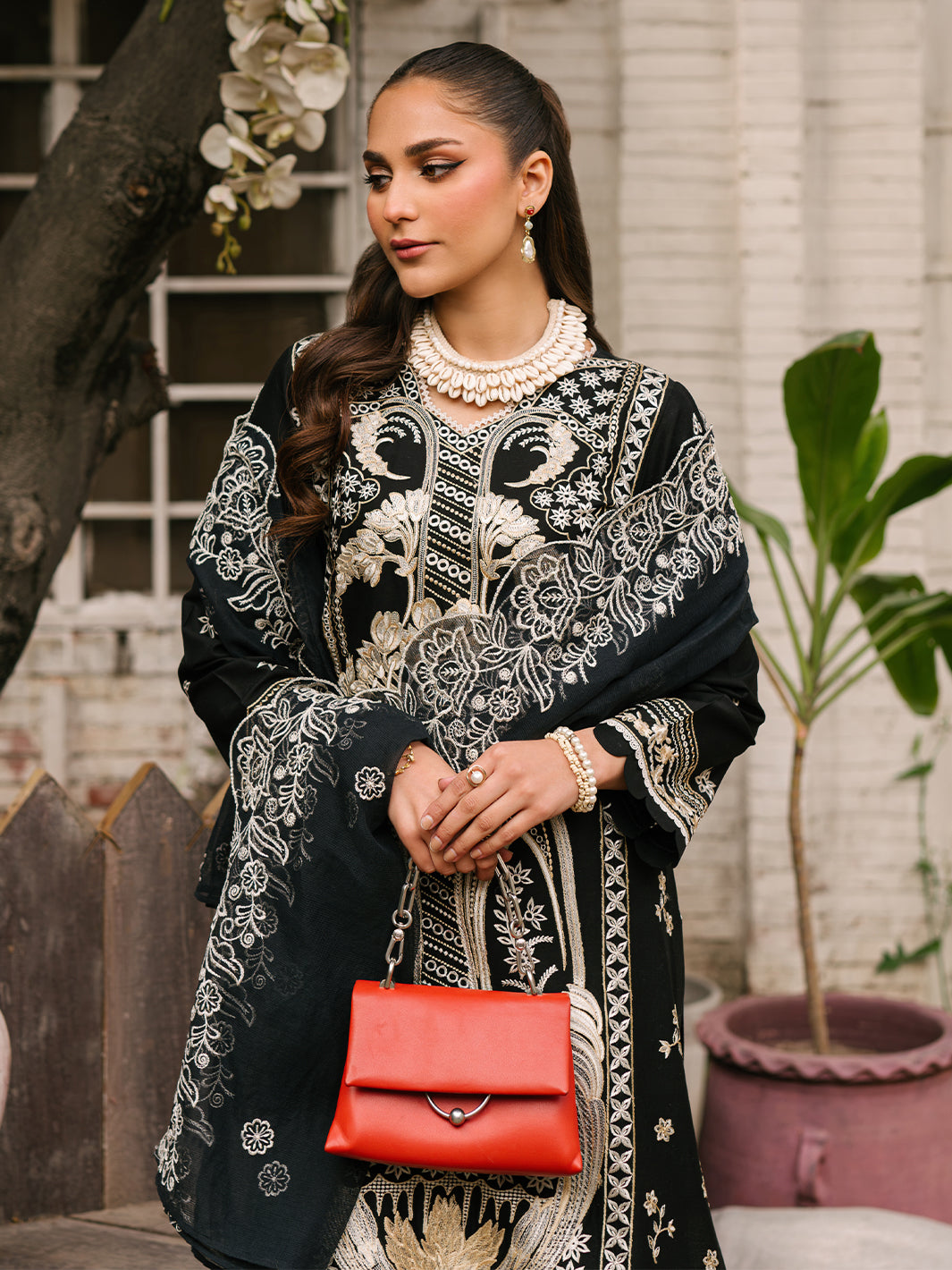 Mahnur | Masakali Luxury Lawn 24 | MK 04 - A -  Mahnur Luxury - Original Designer Dress - House of Maryam