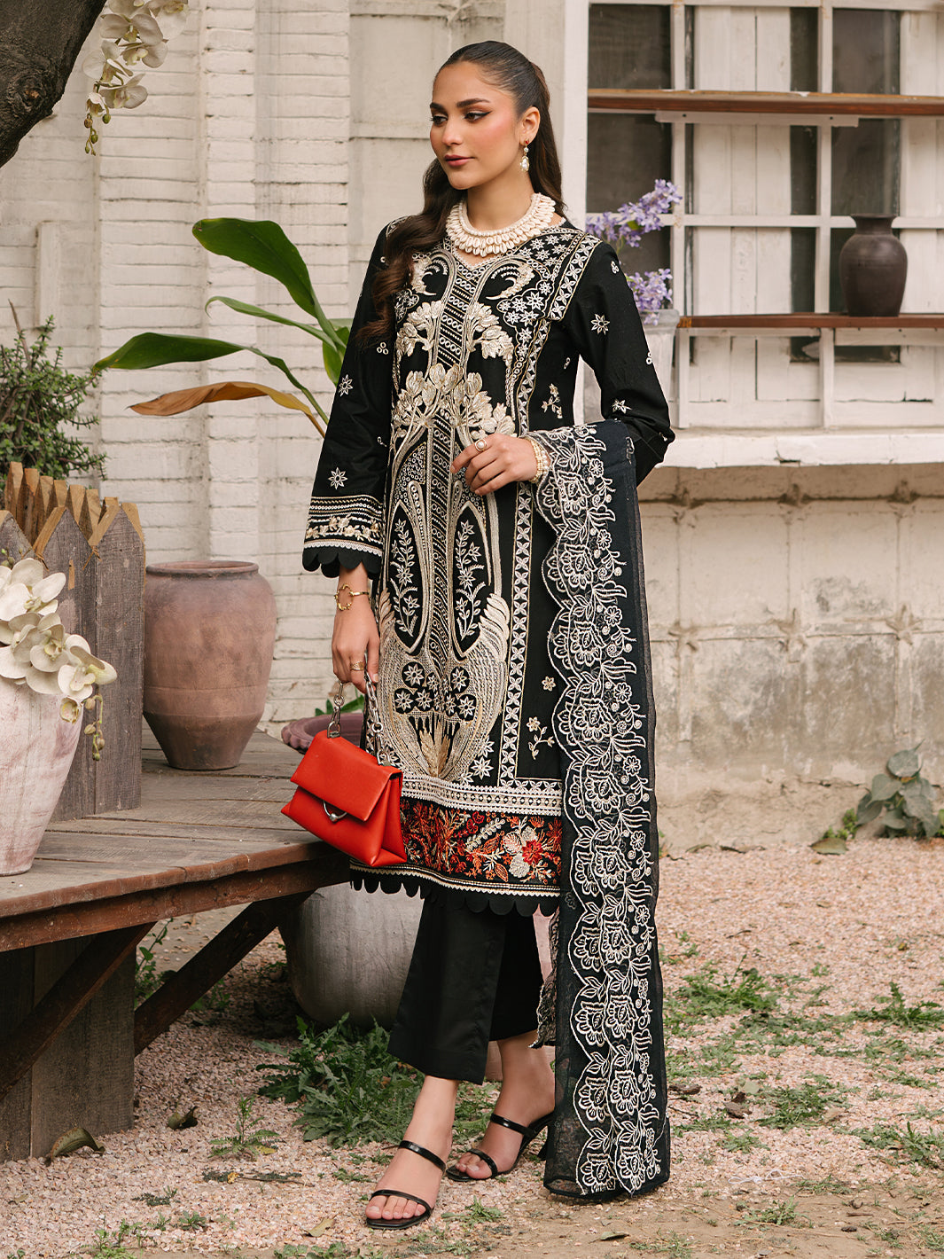 Mahnur | Masakali Luxury Lawn 24 | MK 04 - A -  Mahnur Luxury - Original Designer Dress - House of Maryam