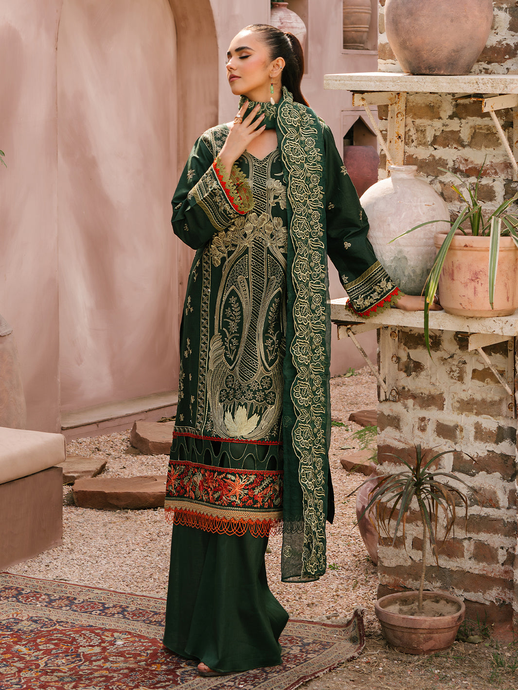 Mahnur | Masakali Luxury Lawn 24 | MK 04 - B -  Mahnur Luxury - Original Designer Dress - House of Maryam