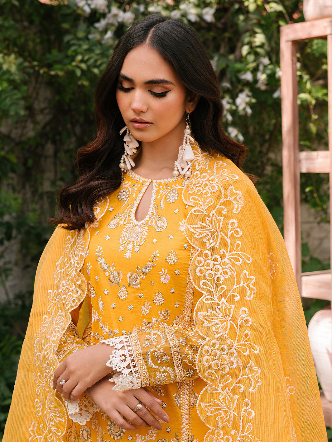 Mahnur | Masakali Luxury Lawn 24 | MK 06 - A -  Mahnur Luxury - Original Designer Dress - House of Maryam