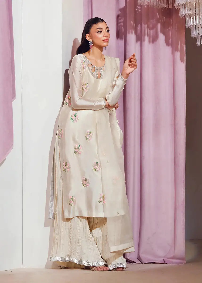 Mahum Asad | Forever and Ever Formals | Goddess by Designer Mahum Asad - House of Maryam - Pakistani Designer Ethnic Wear in {{ shop.shopifyCountryName }}