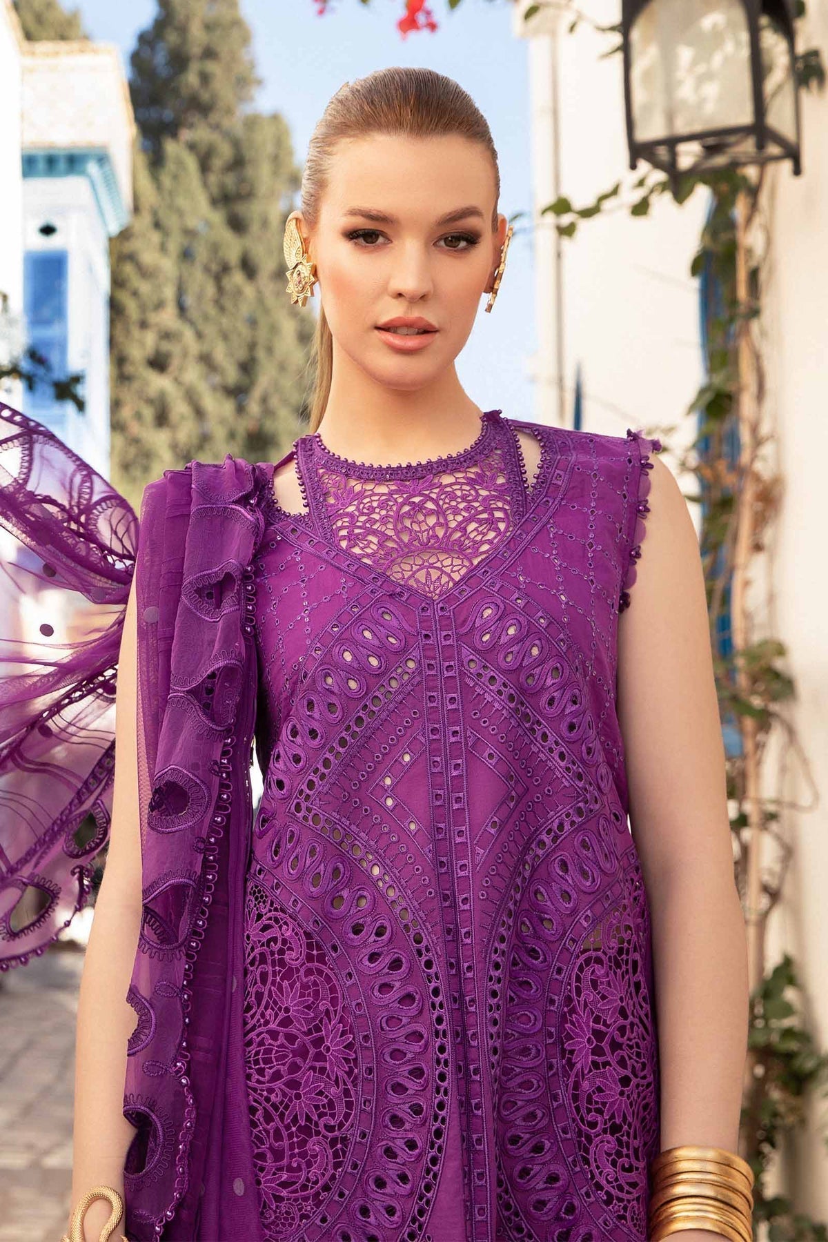 Maria B | Voyage a' Luxe Lawn | D-2402-B -  Maria B Luxury - Original Designer Dress - House of Maryam
