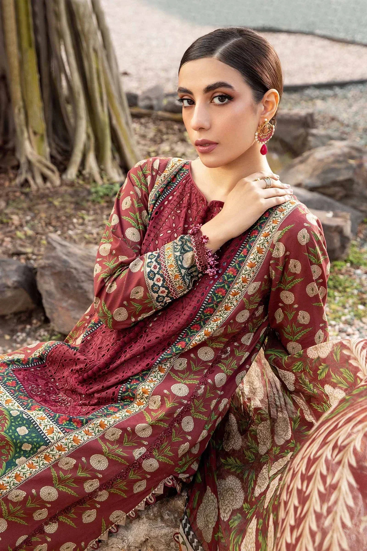 Maria B | M Prints Spring 24 | MPT-2114-B -  Maria B Luxury - Original Designer Dress - House of Maryam