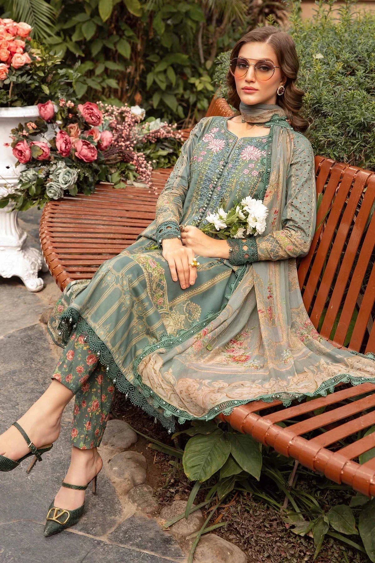 Maria B | M Prints Spring 24 | MPT-2104-B -  Maria B Luxury - Original Designer Dress - House of Maryam