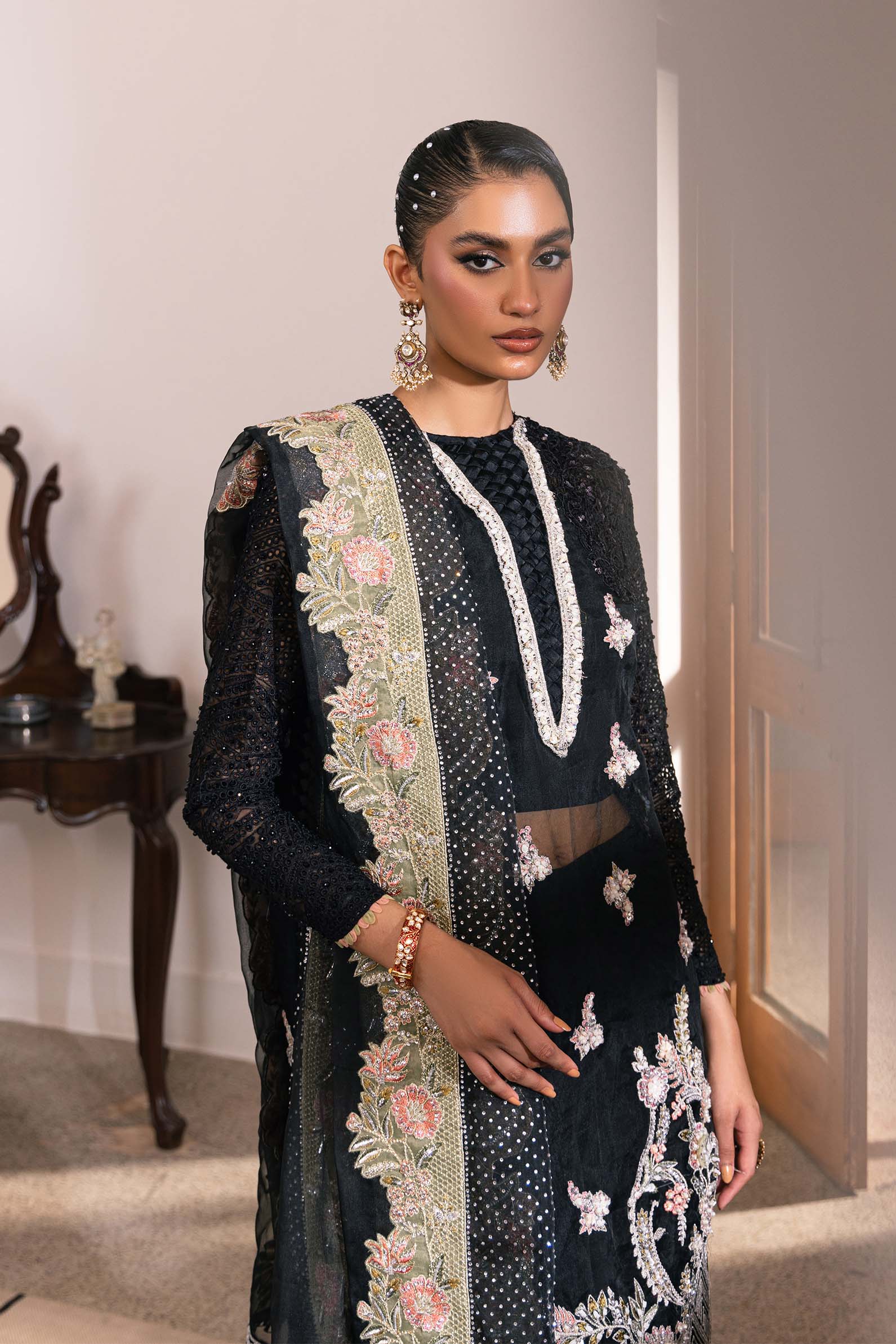 Maryam Hussain | Marwa Luxury Formals 24 | Sitara