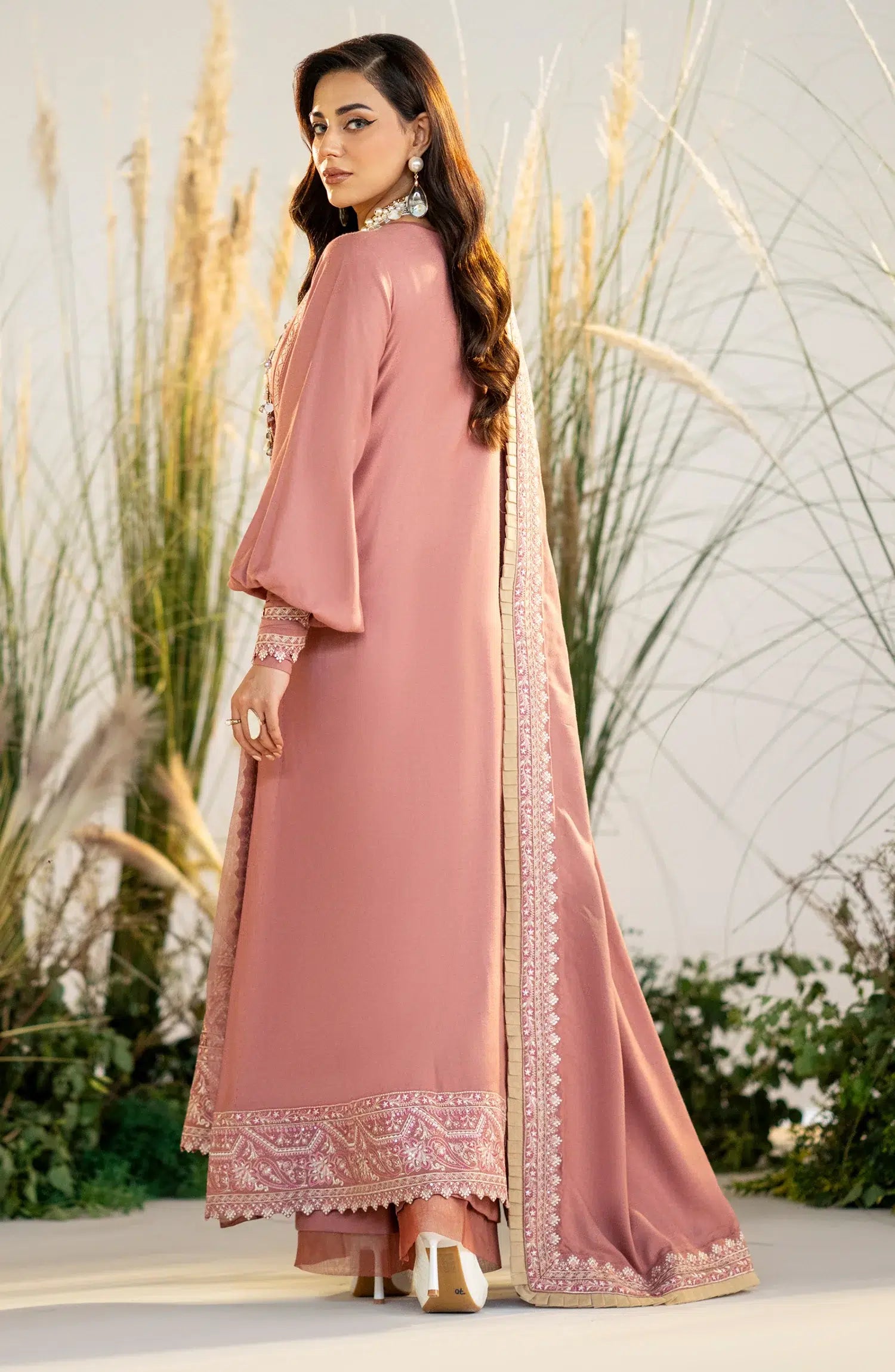 Maryum N Maria | Shehr Bano Winter 23 | DILREET MW23552 -  Maryum N Maria Luxury -  House of Maryam