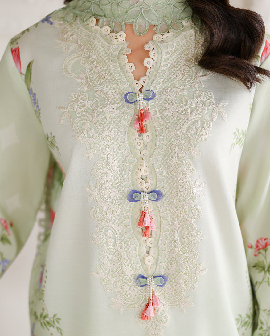 Roheenaz | Sunlit Tales Printed Embroidered Edit | Meadow Glow, image 3