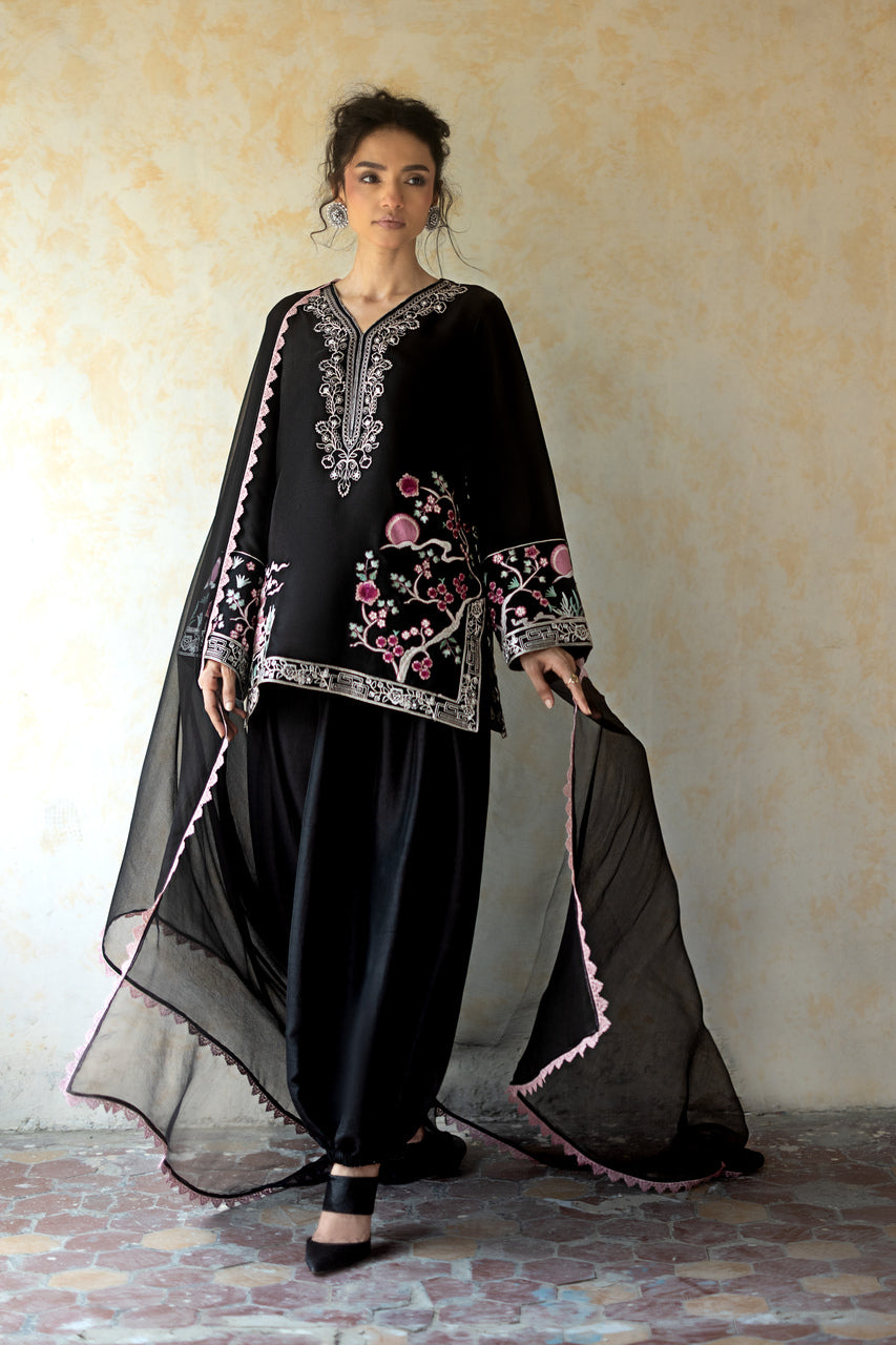 Zainab Chottani | Summer Edition 26 | Midnight Reverie-9